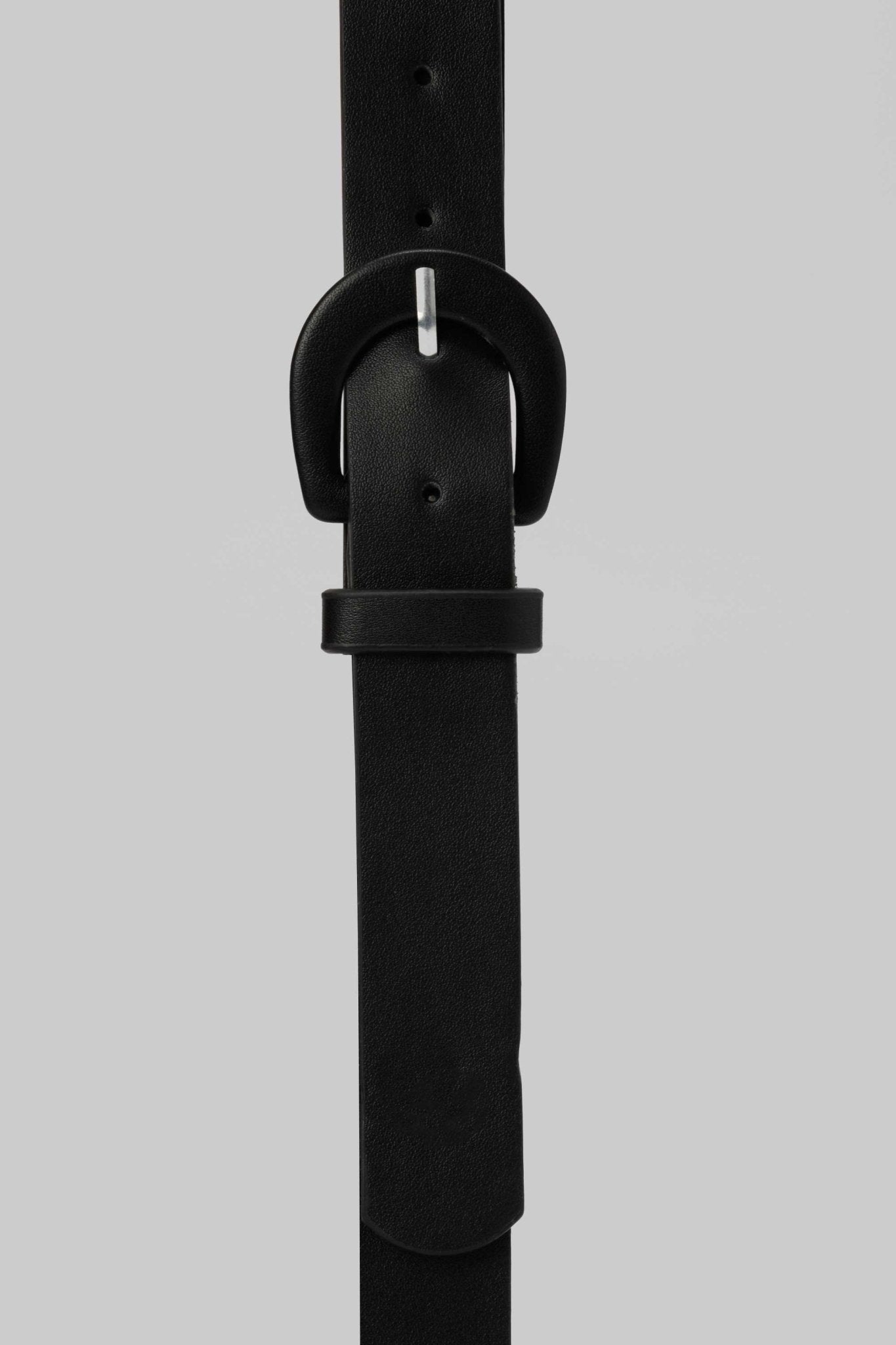 Belt | Black Minimal Rounded Buckle Belt CZBELT - Cizaro Jeans