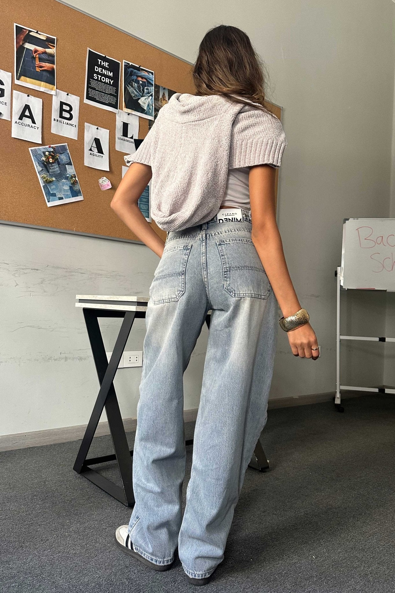 Skater - Mid Rise Flex Waist Iced Acid Vintage Blue Jeans barrel CIZARO - Cizaro Jeans