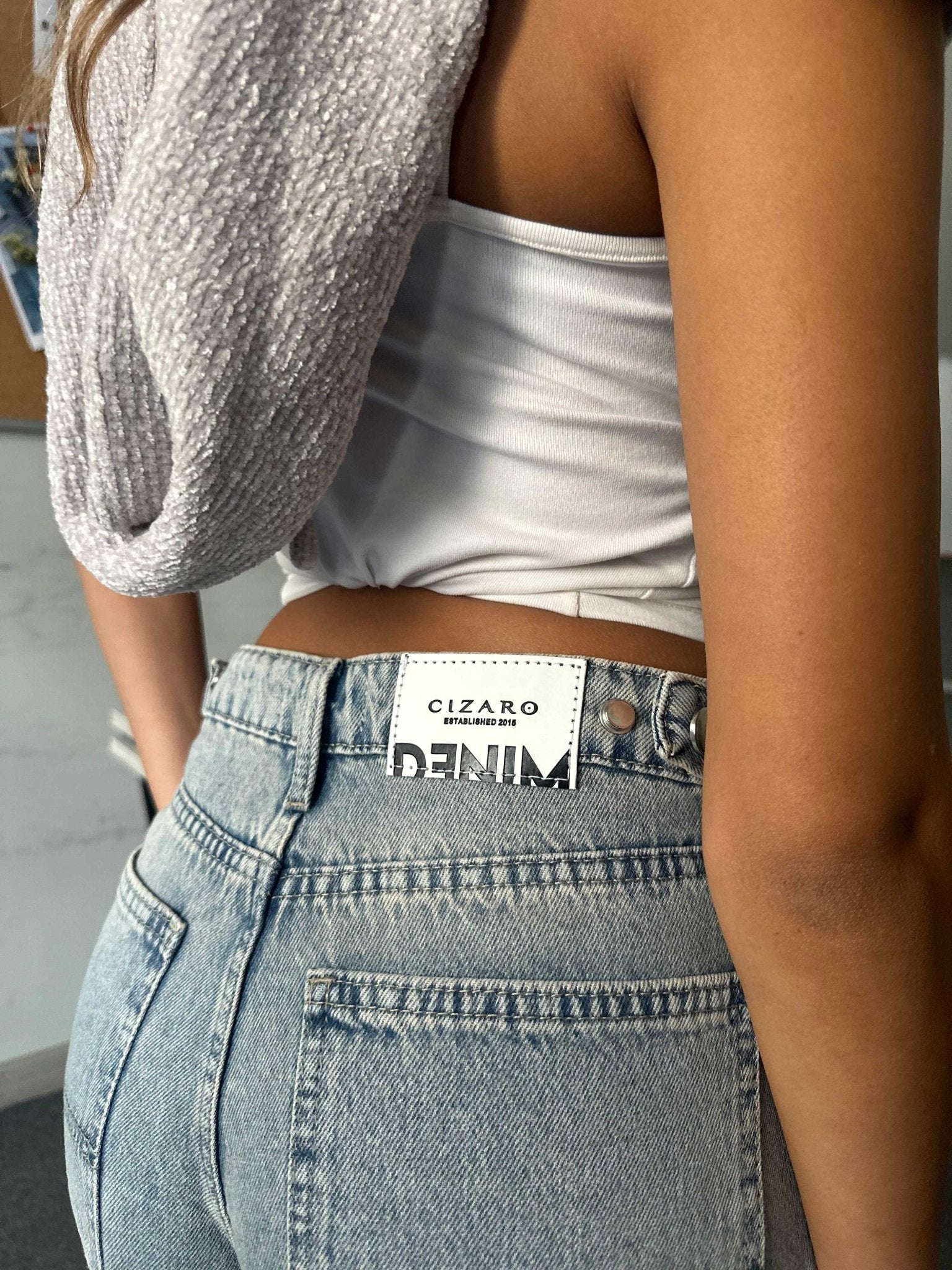 Skater - Mid Rise Flex Waist Iced Acid Vintage Blue Jeans barrel CIZARO - Cizaro Jeans