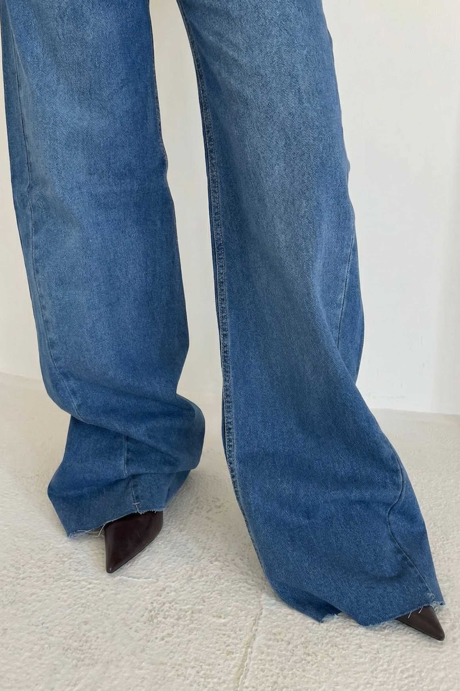 Super Baggy – High-Waist Ocean Blue Raw Hem Jeans Super Baggy CIZARO - Cizaro Jeans