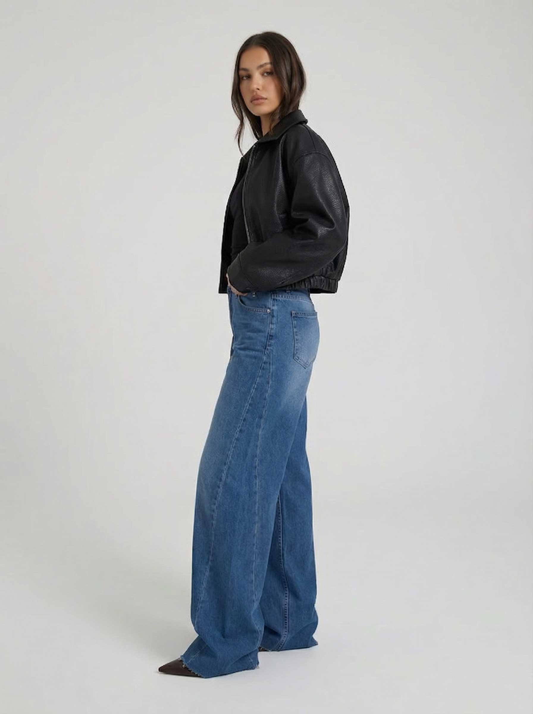 Super Baggy – High-Waist Ocean Blue Raw Hem Jeans Super Baggy CIZARO - Cizaro Jeans