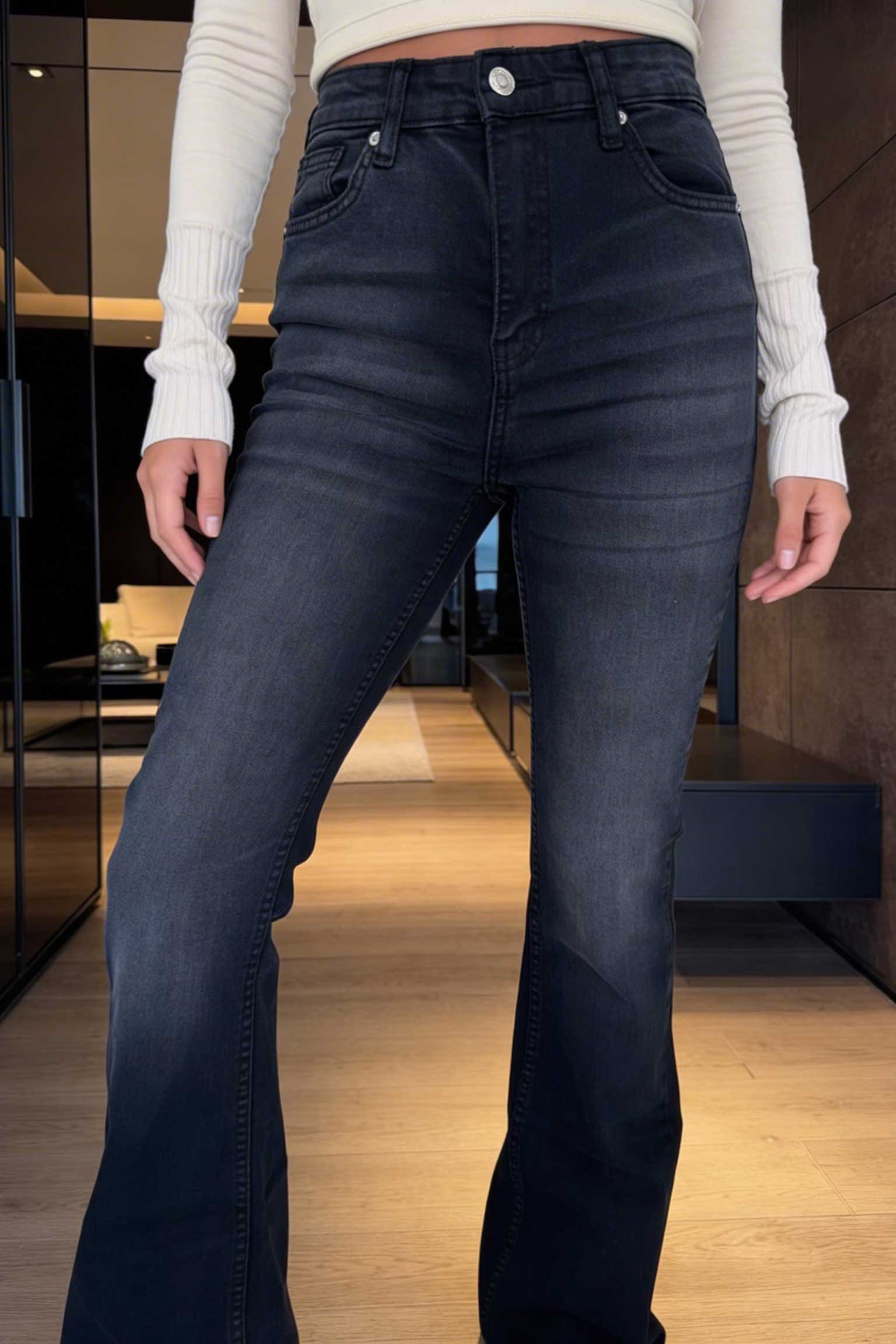 Flare – High-Waist Washed Black Jeans