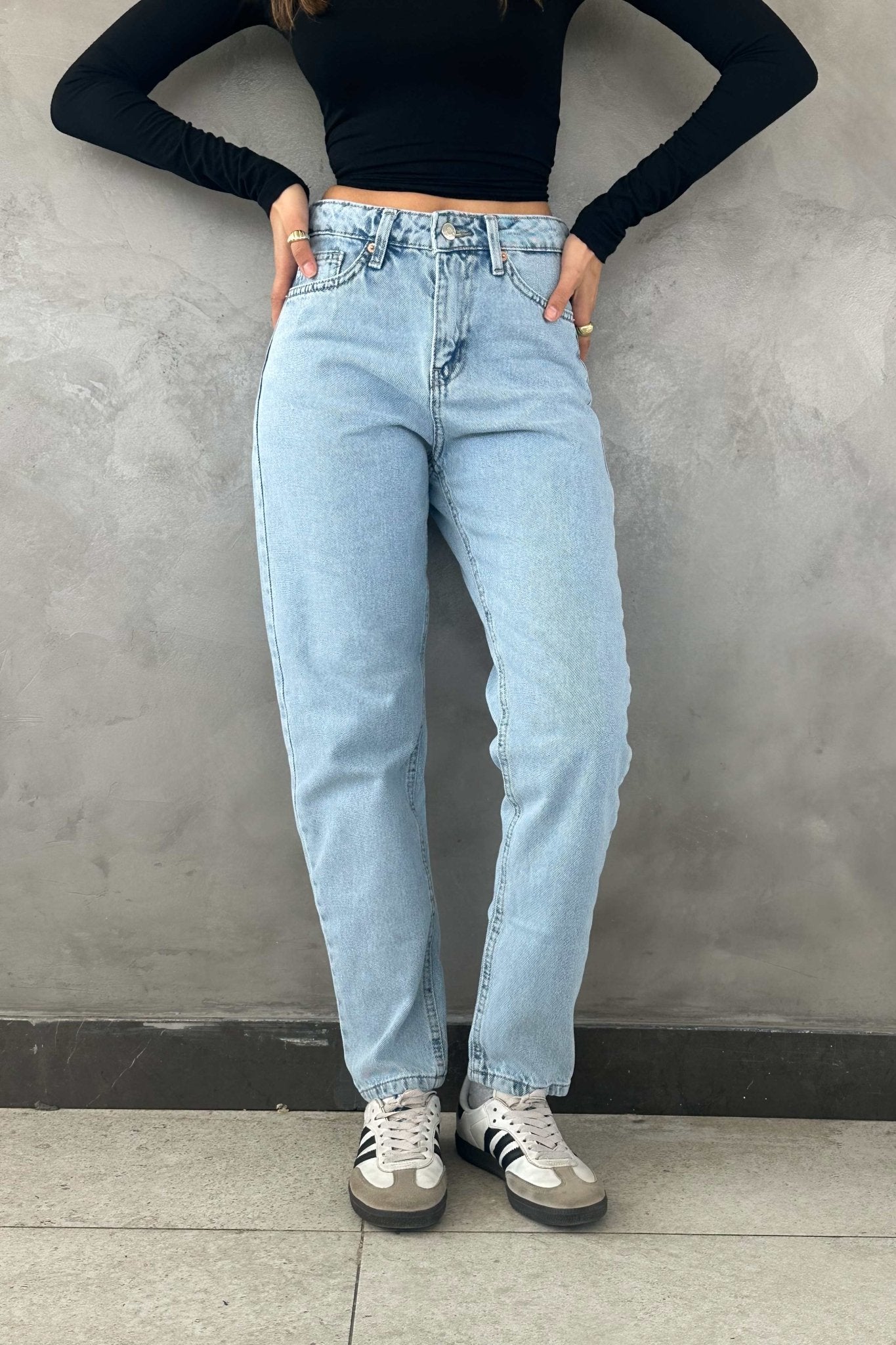 Mom-fit - Light Blue Mom-Fit CIZARO - Cizaro Jeans