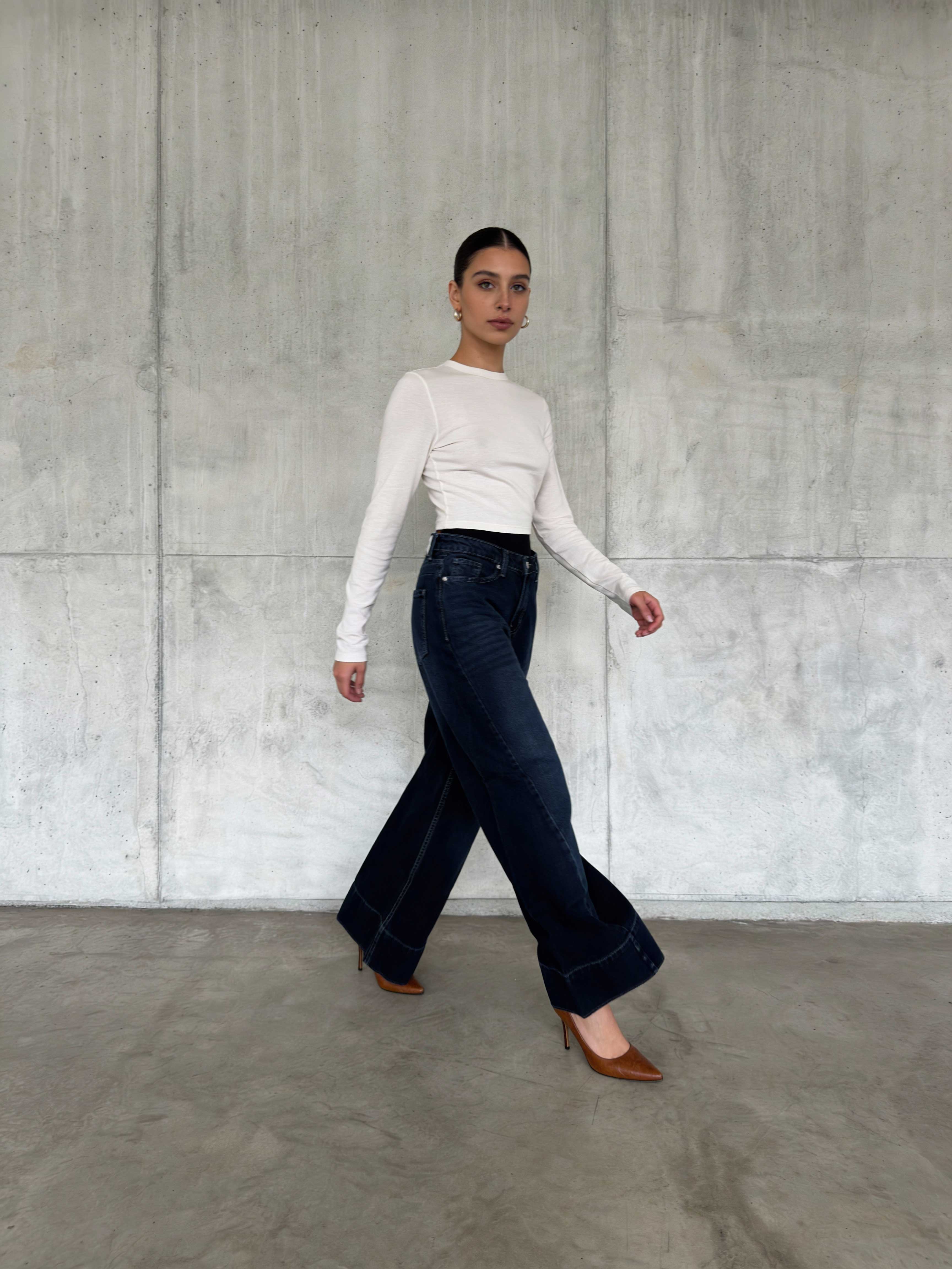 Extreme Wide-Leg – High-Waist Deep Ocean Blue Jeans