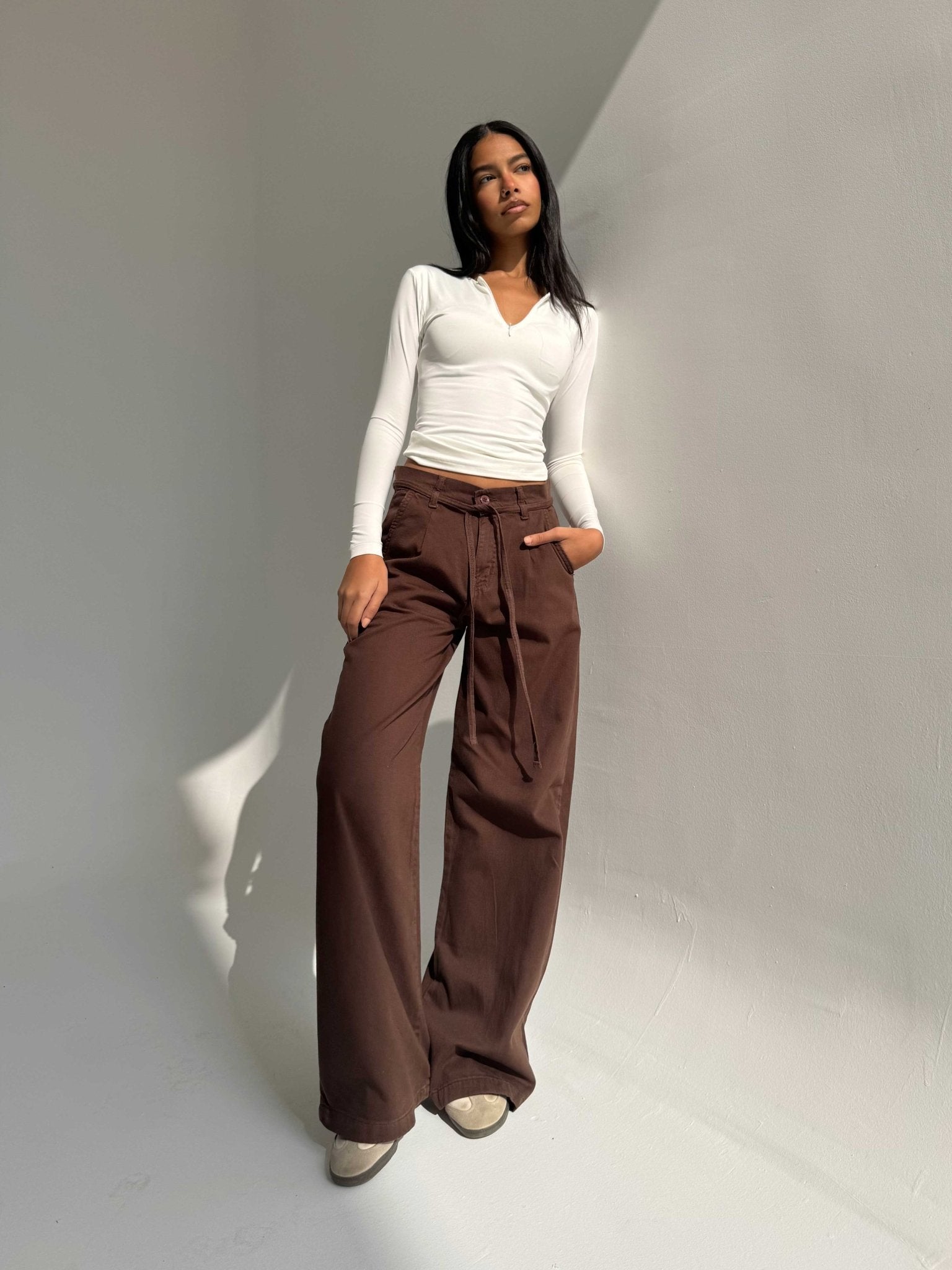 Wide Leg | Mid Rise Tie-Belt Pants – Dark Chocolate wide leg CIZARO - Cizaro Jeans