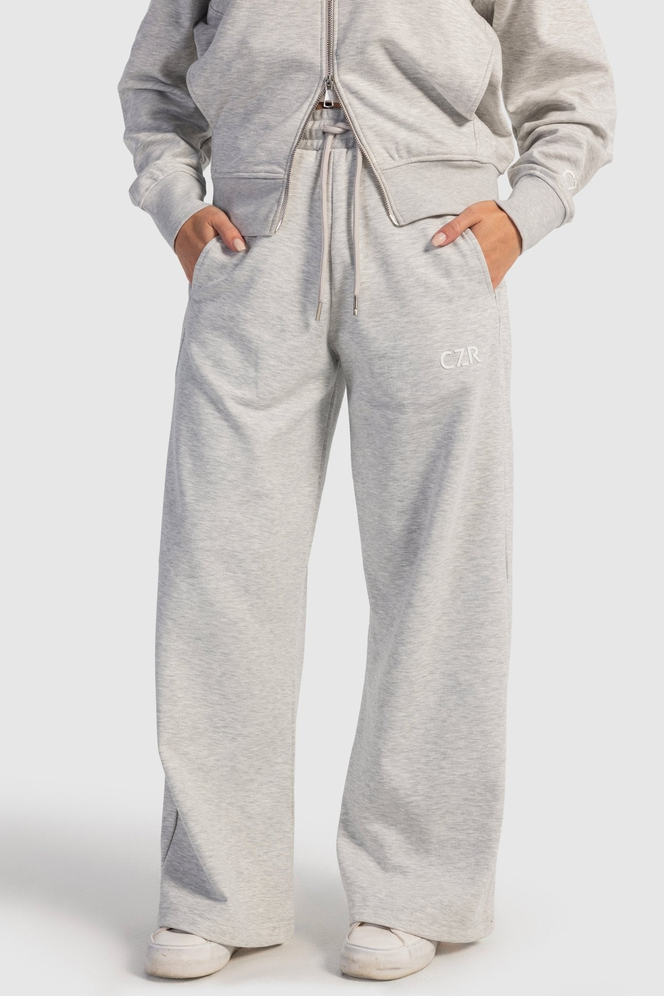 Relaxed Fit Wide-Leg Sweatpants – Light Grey Sweatpants CIZARO - Cizaro Jeans