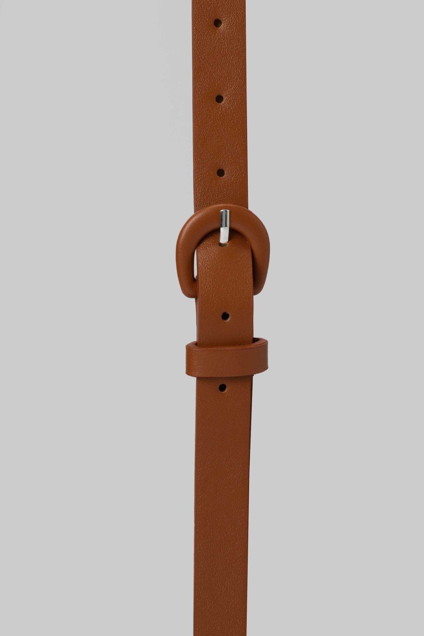 Belt | Tan Minimal Round-Buckle Slim Belt Belt CZBELT - Cizaro Jeans