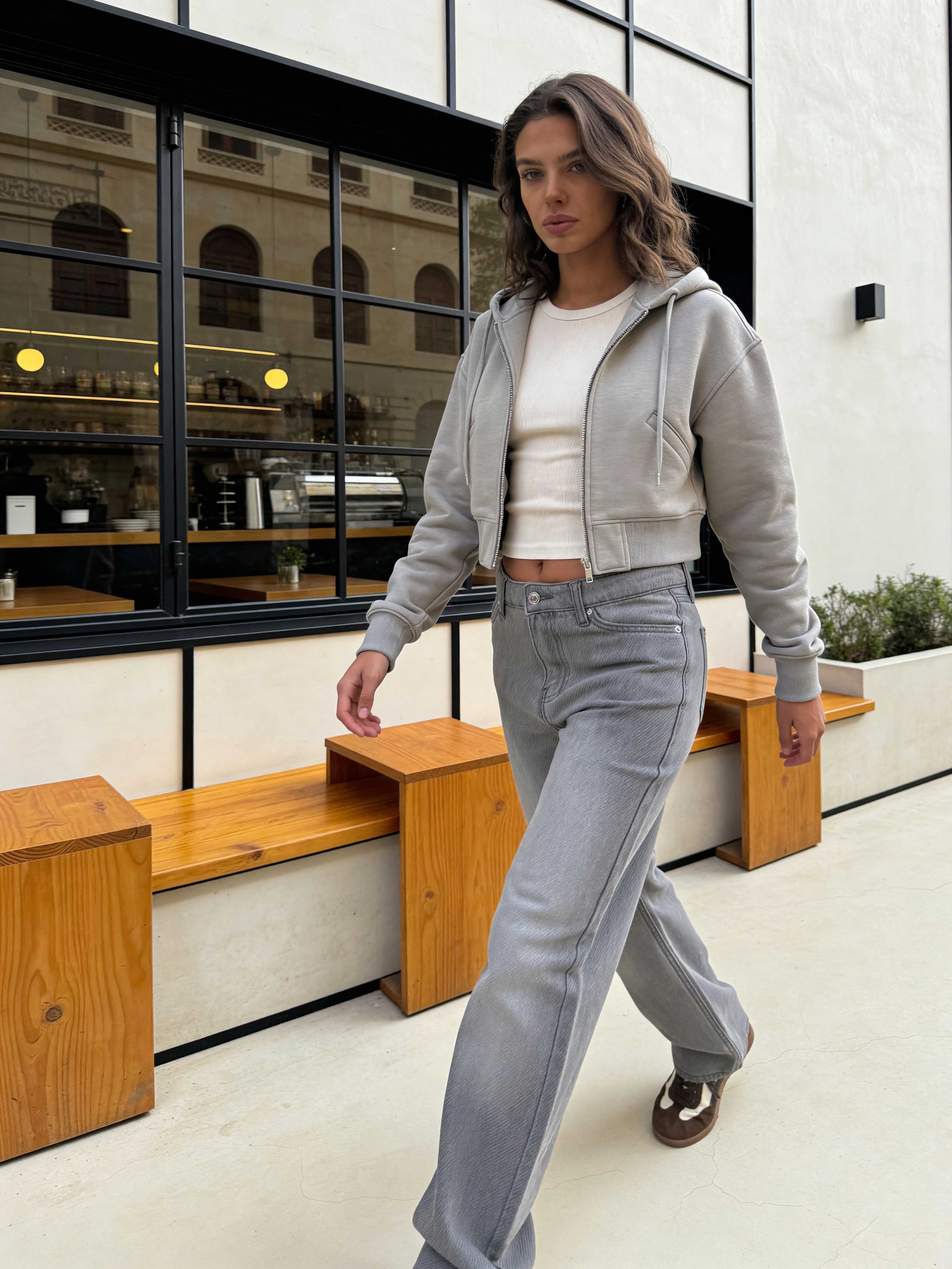 Straight High-Waist Light Grey Jeans