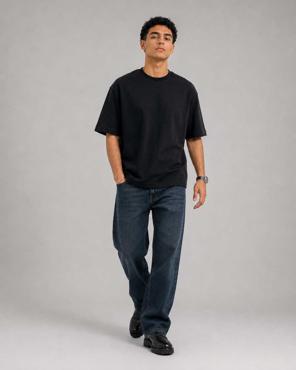 Relaxed Fit T-Shirt – Black T-shirt CIZARO - Cizaro Jeans