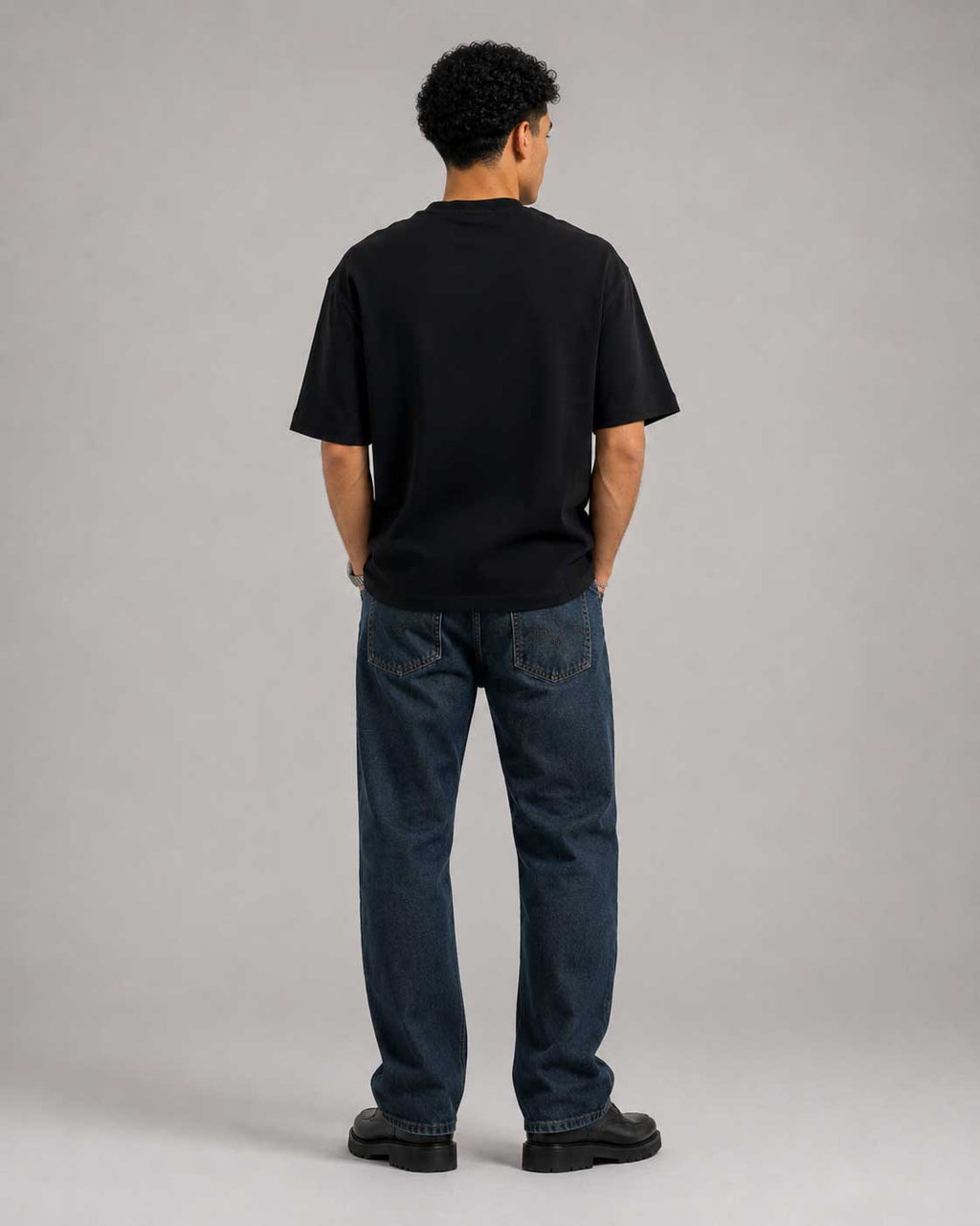 Relaxed Fit T-Shirt – Black T-shirt CIZARO - Cizaro Jeans