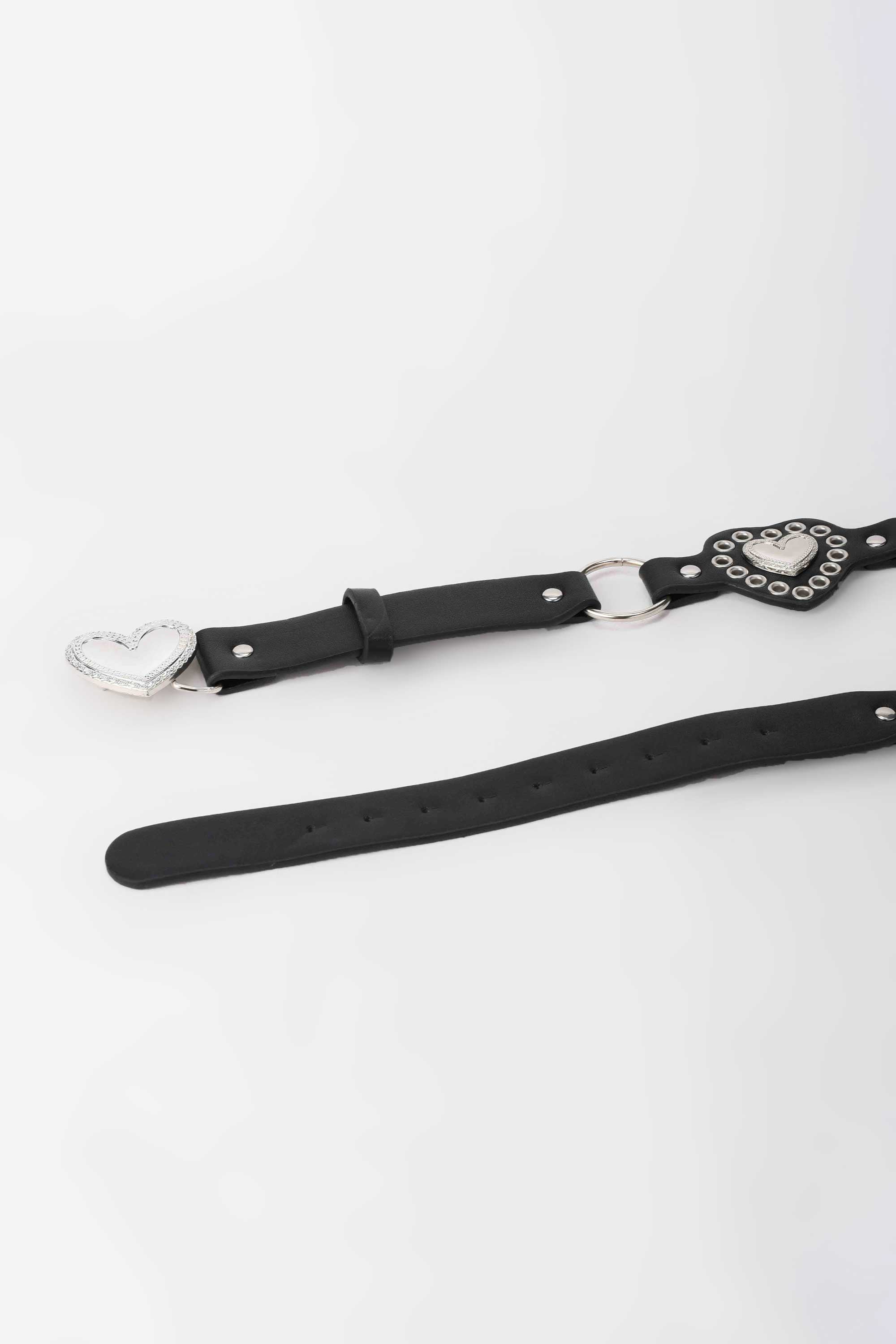Heart Stud Belt – Black Black heart CZBELT - Cizaro Jeans