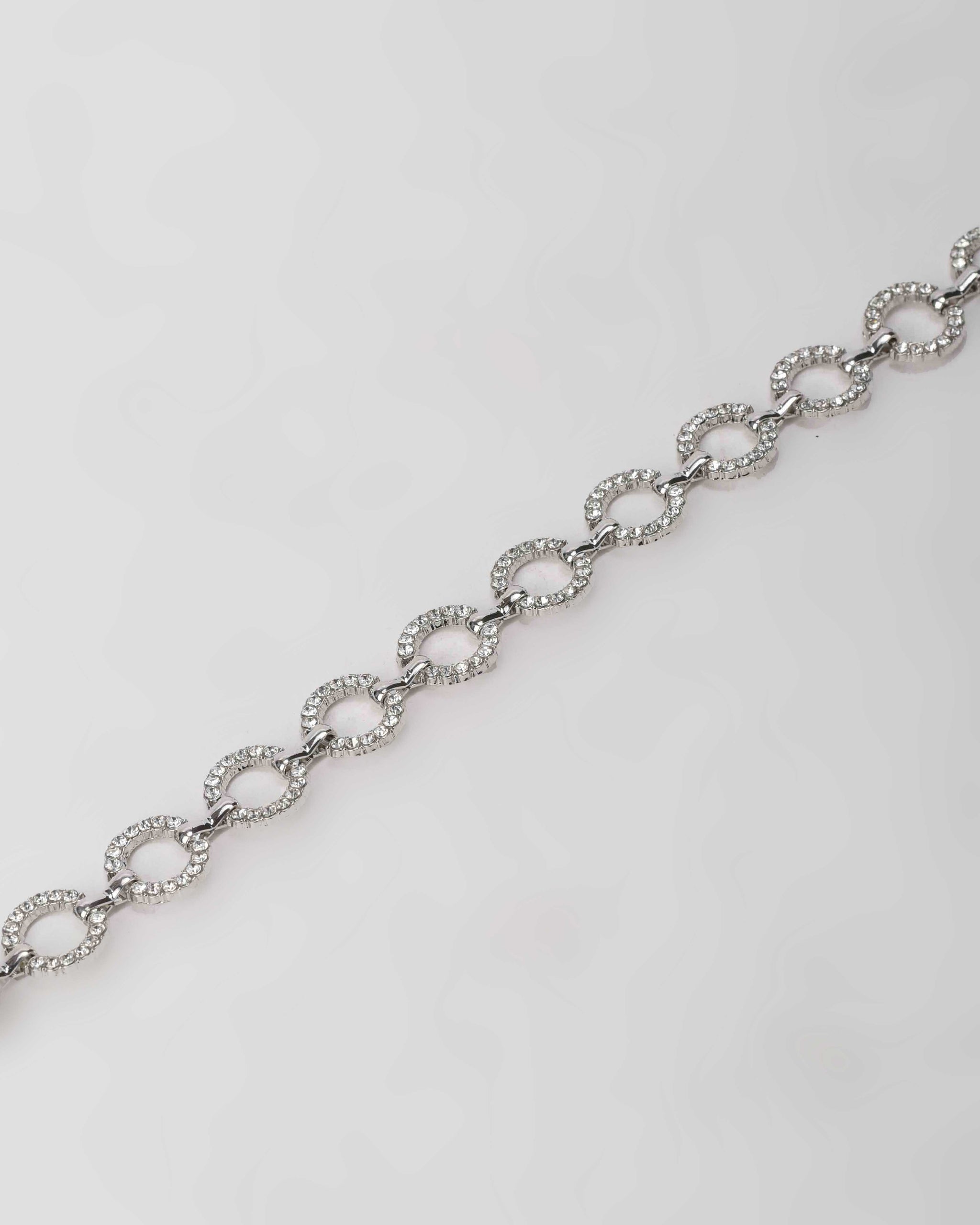 Crystal Link Chain Belt – Silver Chain belt CZBELT - Cizaro Jeans