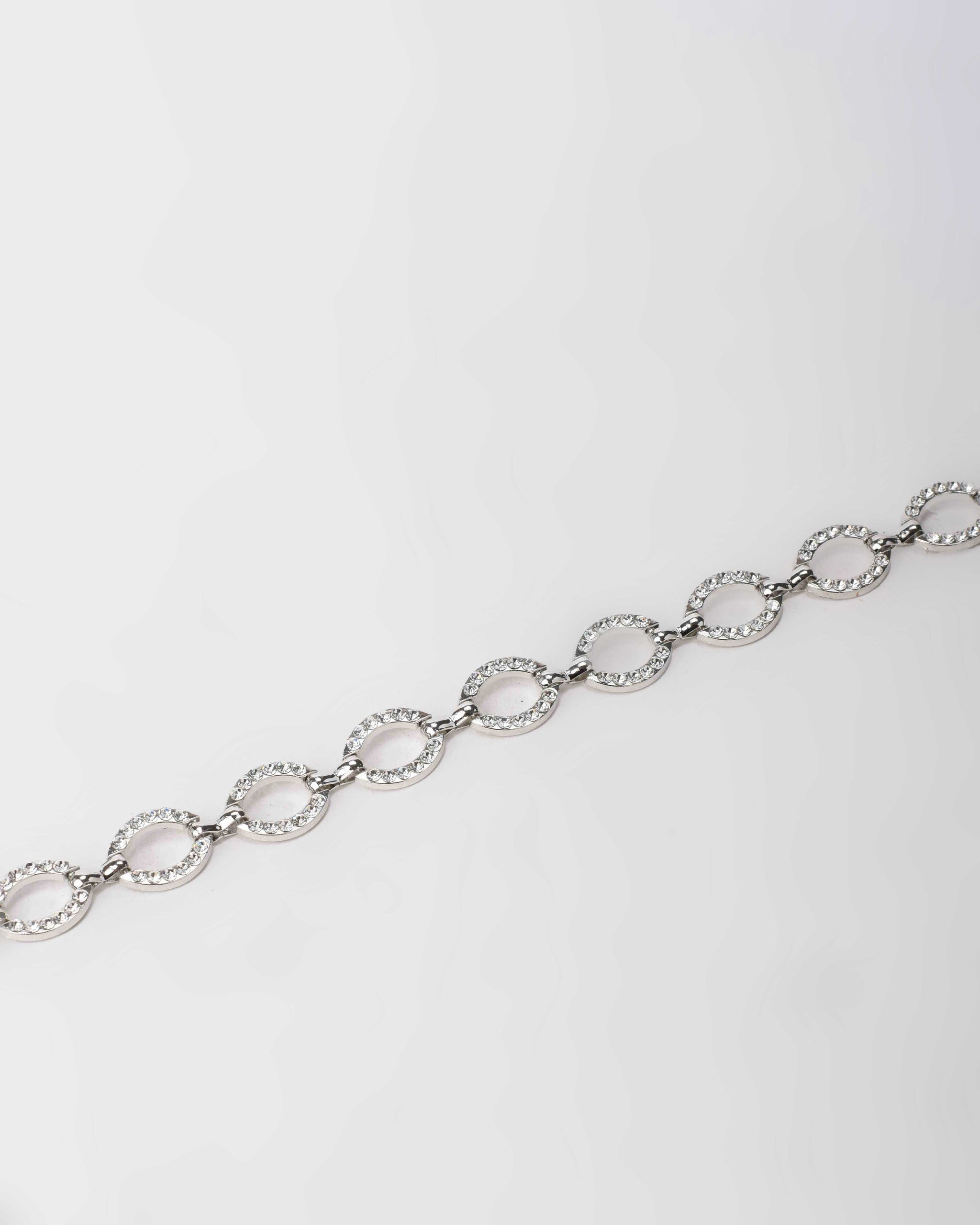 Crystal Link Chain Belt – Silver Chain belt CZBELT - Cizaro Jeans