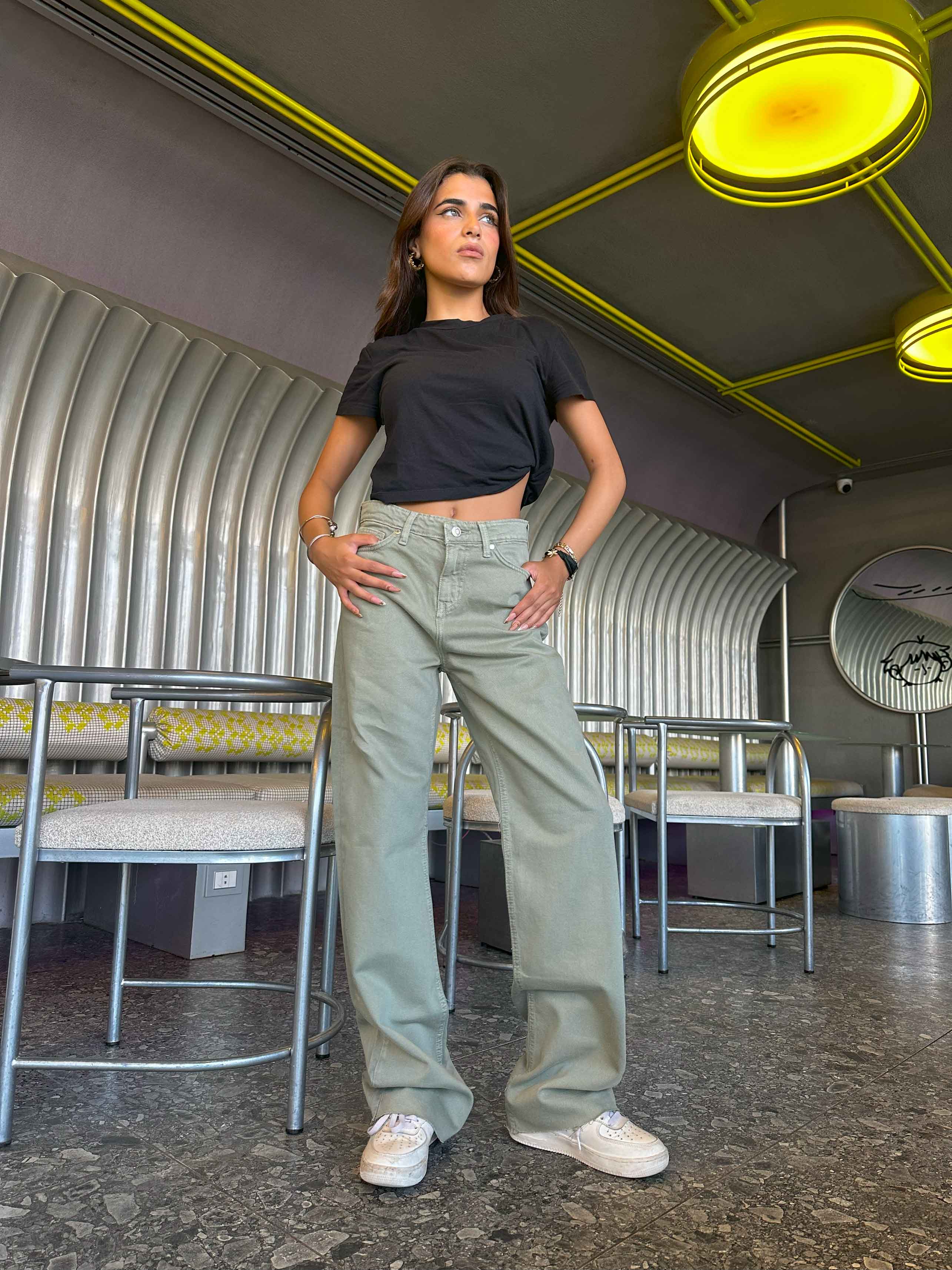 Straight Leg - Pastel Olive High-Waisted Jeans. Straight Leg CIZARO    - Cizaro Jeans