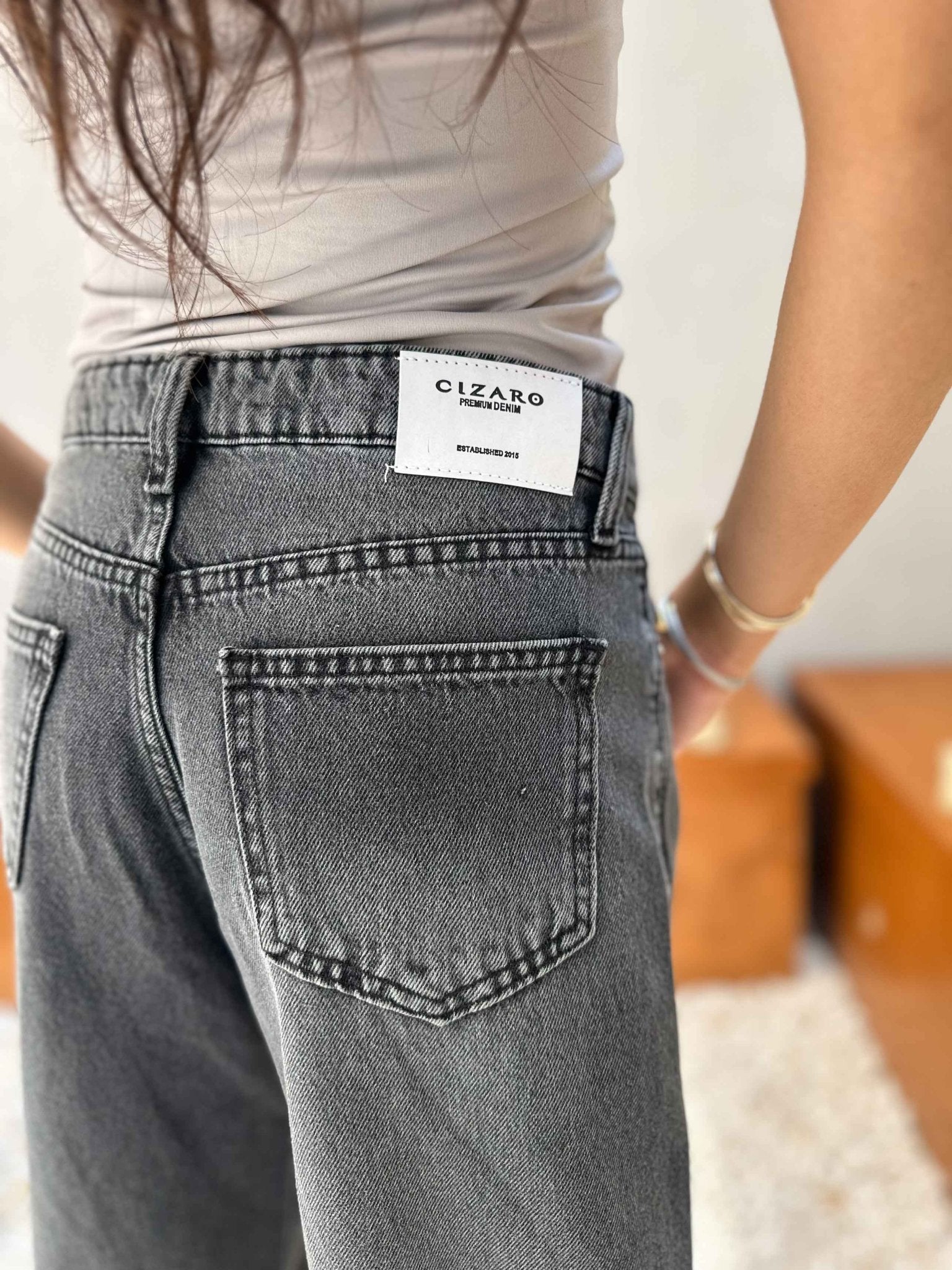 Wide-Leg - Low waist Mid Acid Grey Jeans. Wide-Leg CIZARO    - Cizaro Jeans