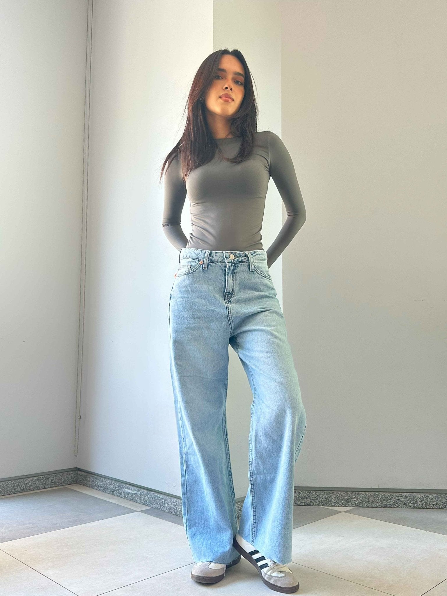 Wide Leg - Light Acid Blue Ankel Raw Hems Jeans. Wide Leg CIZARO    - Cizaro Jeans