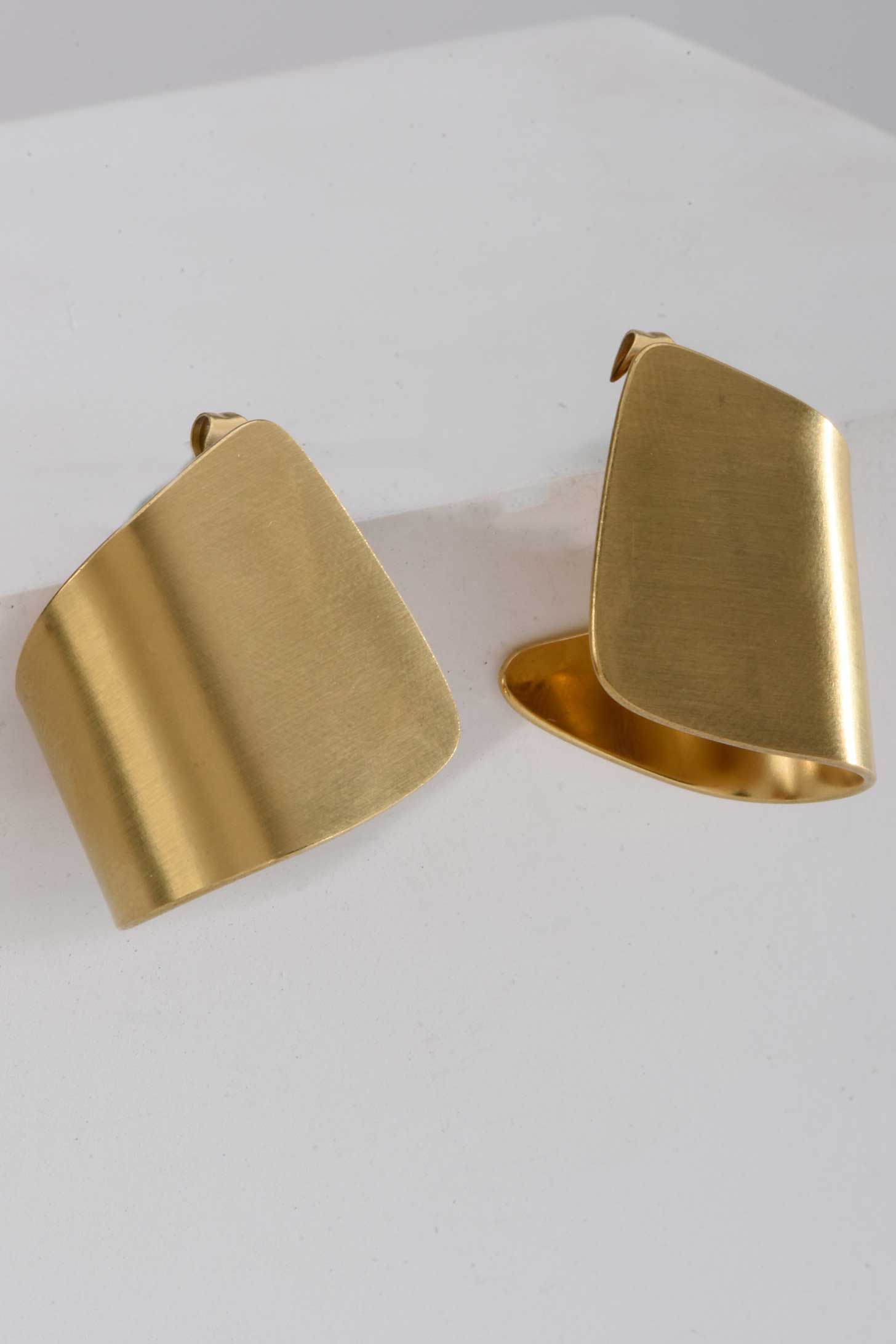 Stainless Steel Earrings | Gold Plated Sculptural Cuff Earrings Earrings CIZARO - Cizaro Jeans