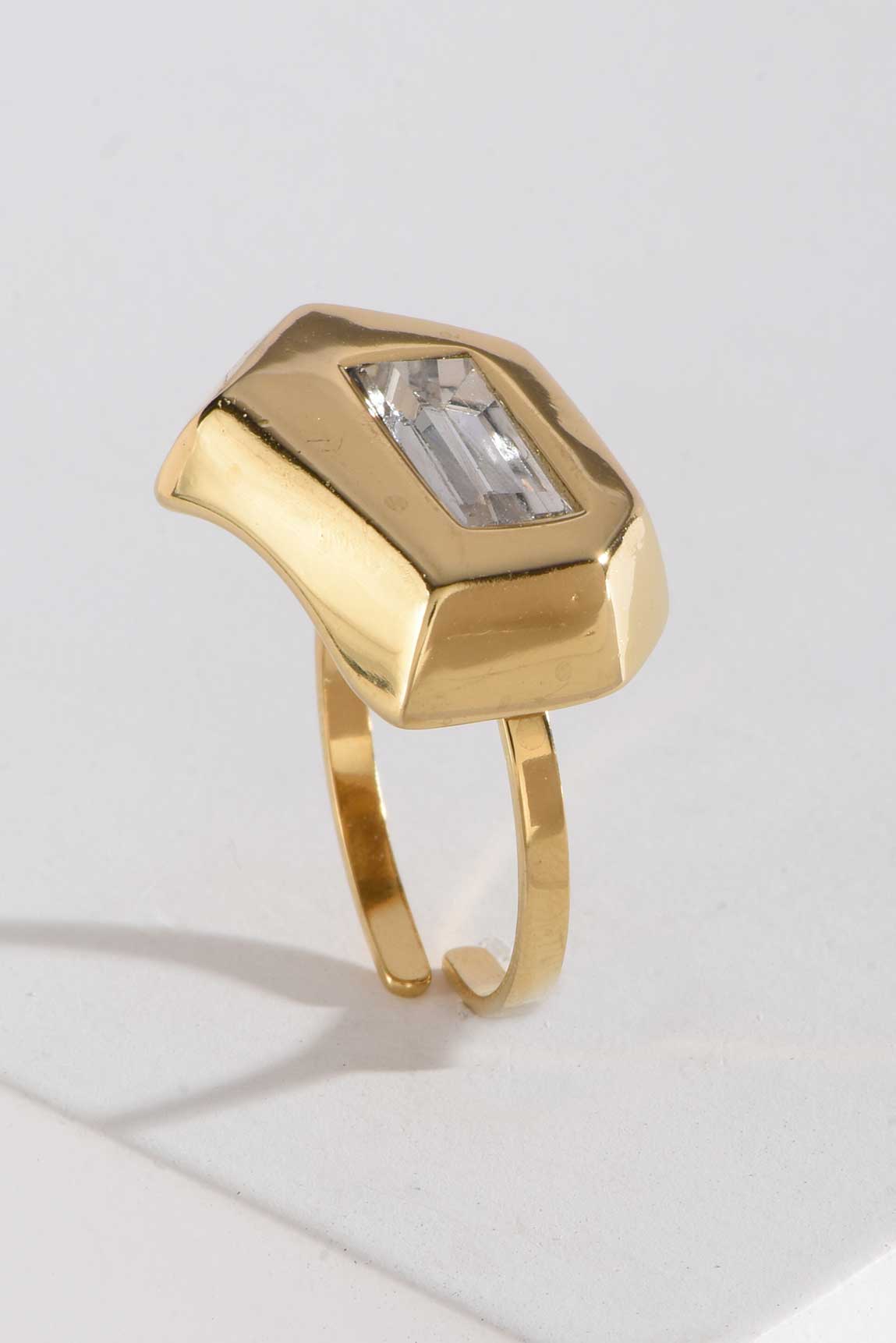 Stainless Steel Ring | Sculpted Gold Band with Clear Stone RING Accessories - Cizaro Jeans