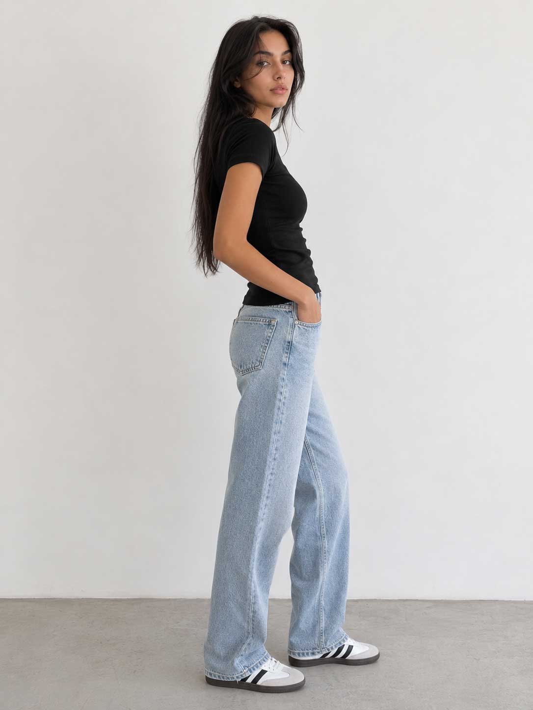Double-Layer Fitted Short Sleeve Crew-Neck Top – Black Top CIZARO - Cizaro Jeans