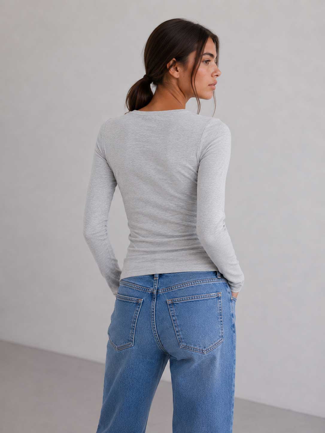 Double-Layer Fitted long Sleeve Crew neck Top _ Gray Basic Top CIZARO - Cizaro Jeans