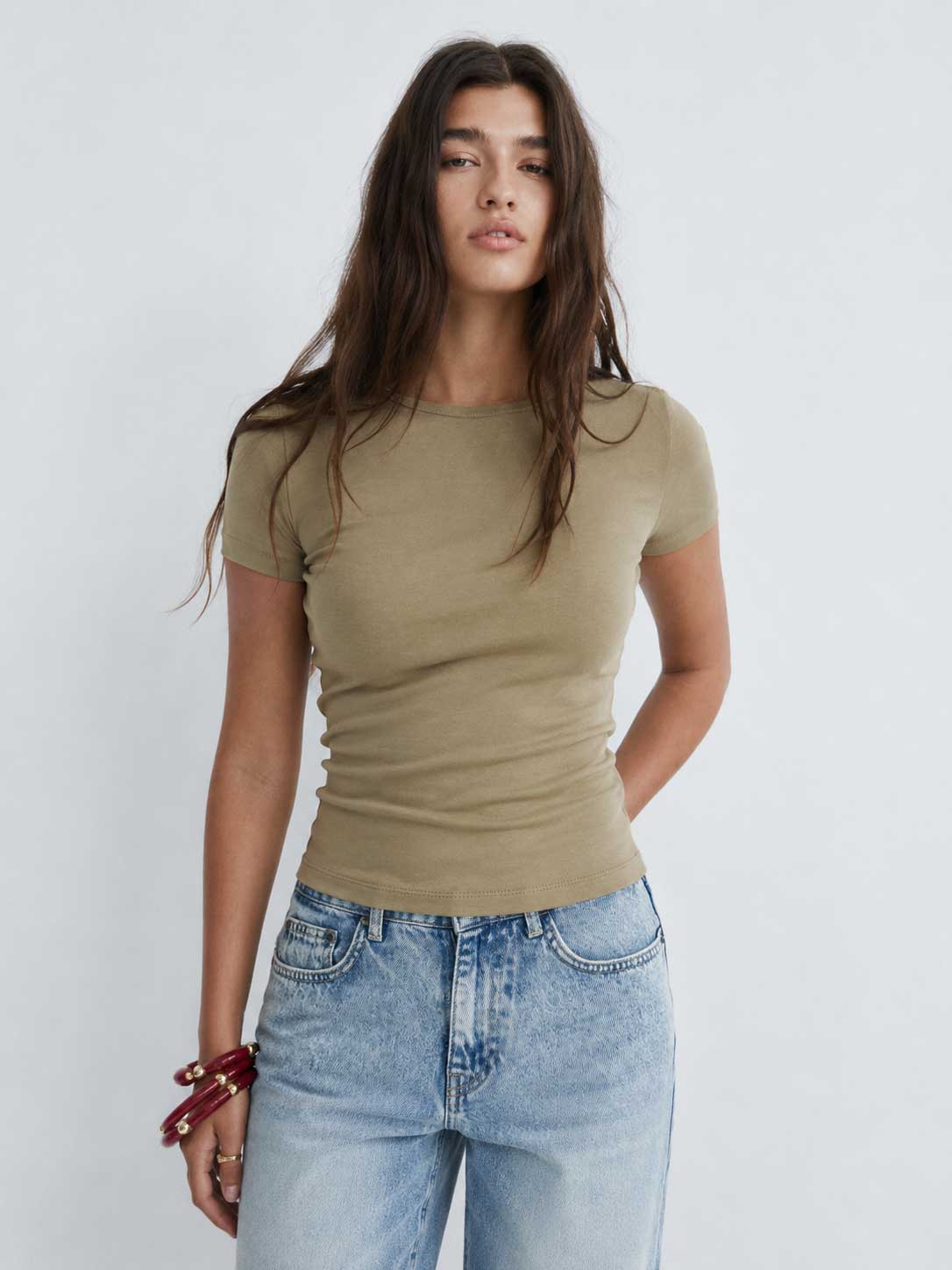 Double-Layer Fitted Short Sleeve Crew-Neck Top – Stone Top CIZARO - Cizaro Jeans