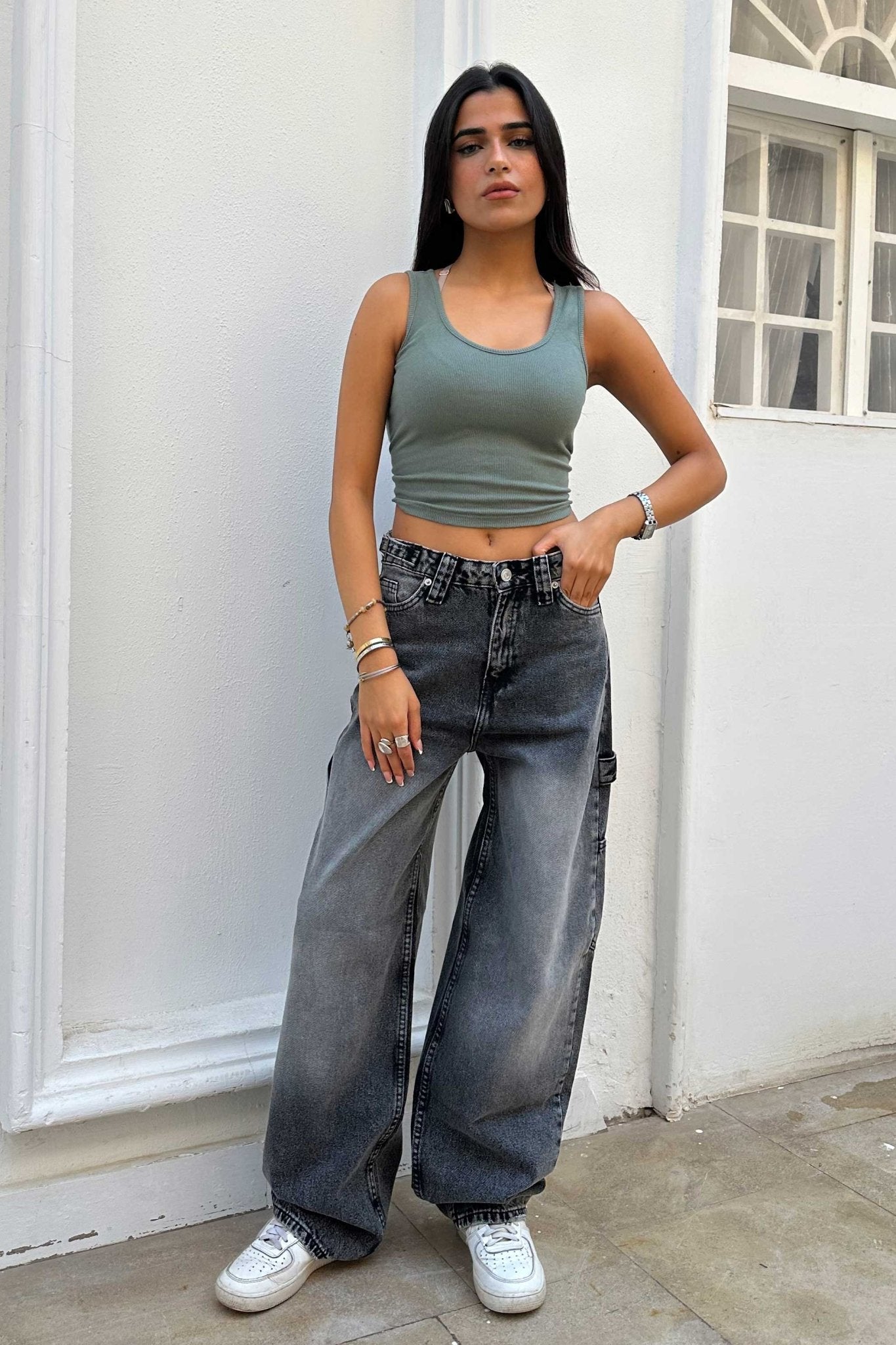 Carpenter - Mid Rise Charcoal Jeans carpenter CIZARO - Cizaro Jeans