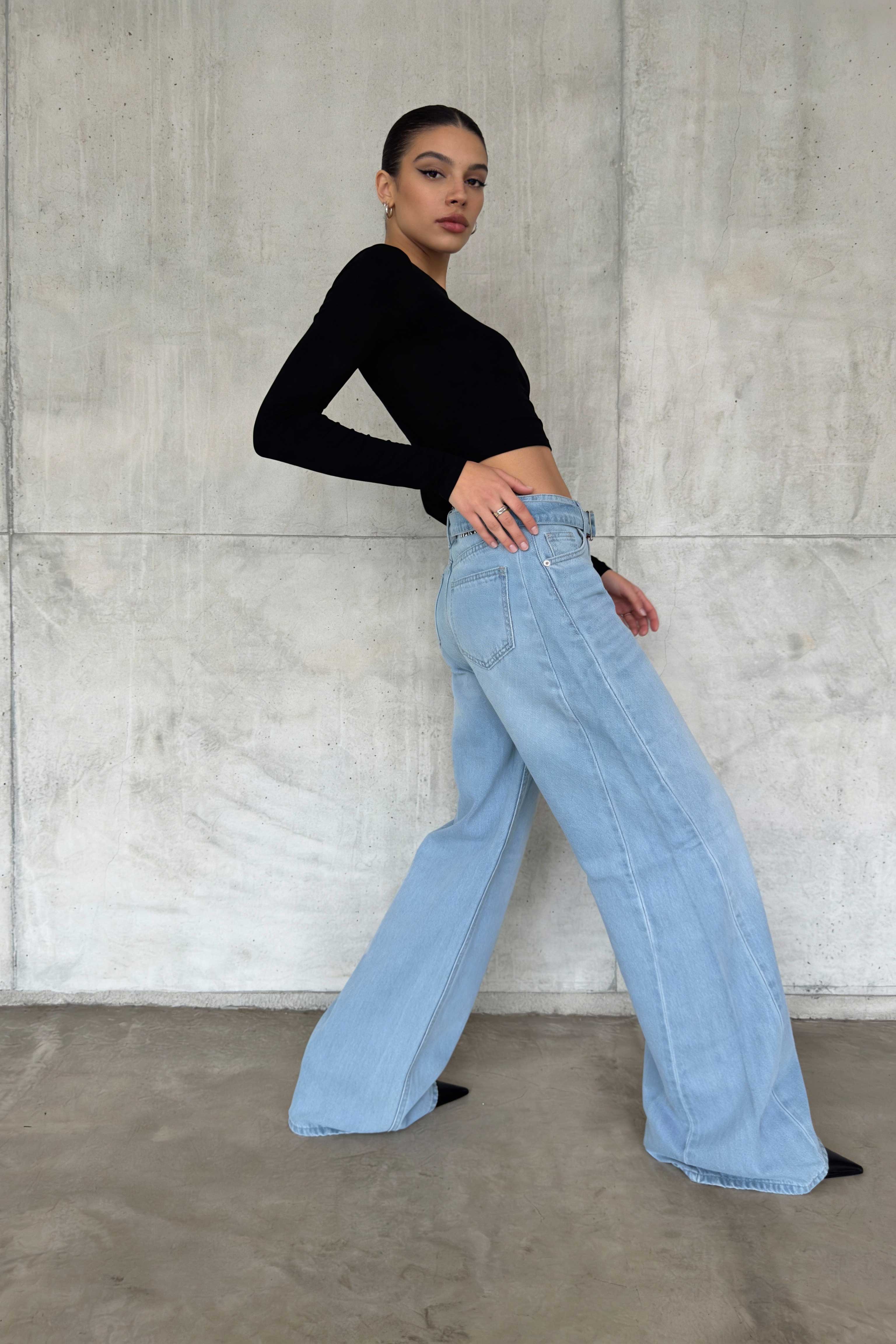 Belted Super Baggy – Mid-Rise Bright Blue Jeans Super Baggy CIZARO - Cizaro Jeans
