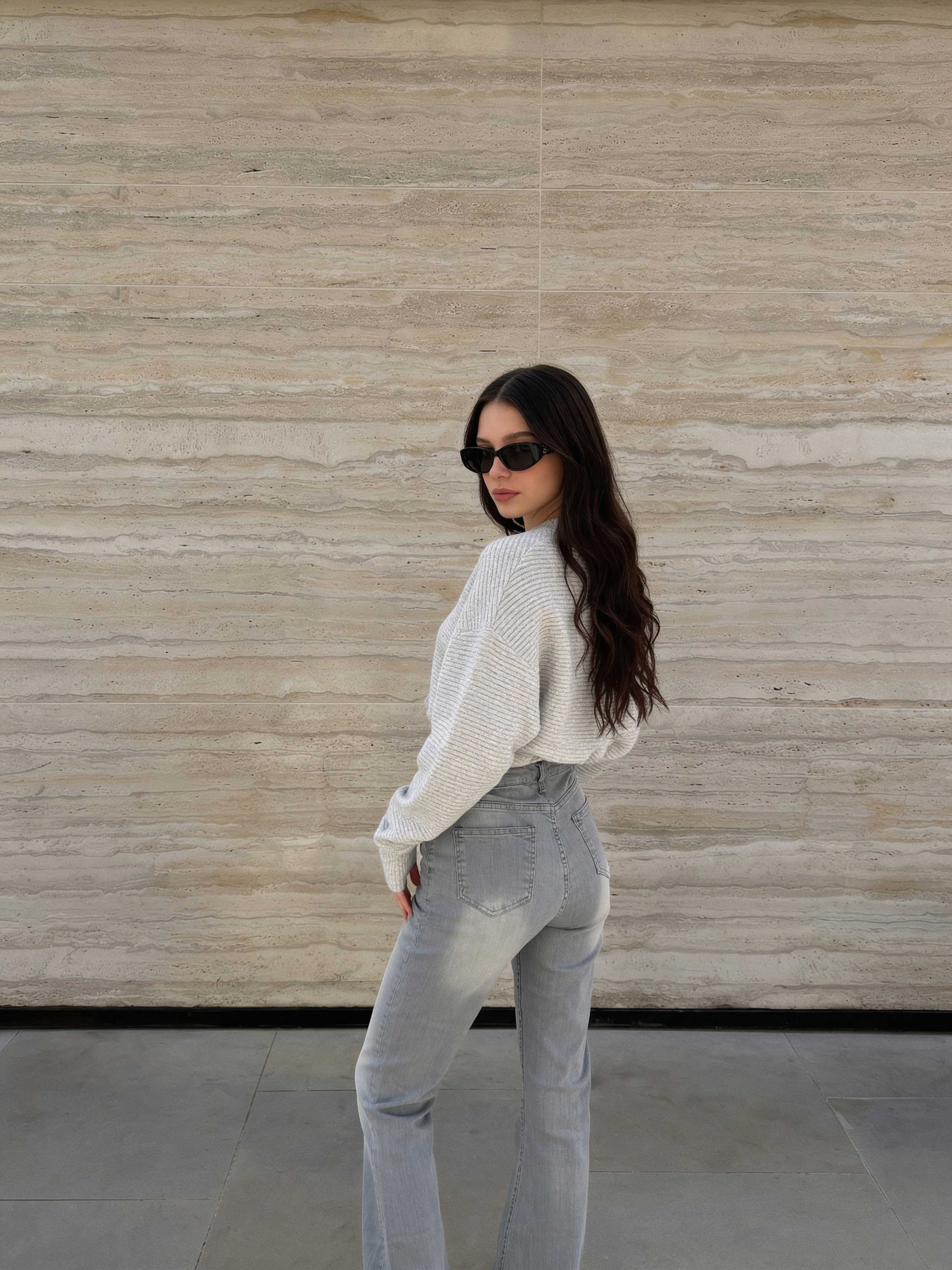 Flare – High-Waist Light Acid Grey Jeans