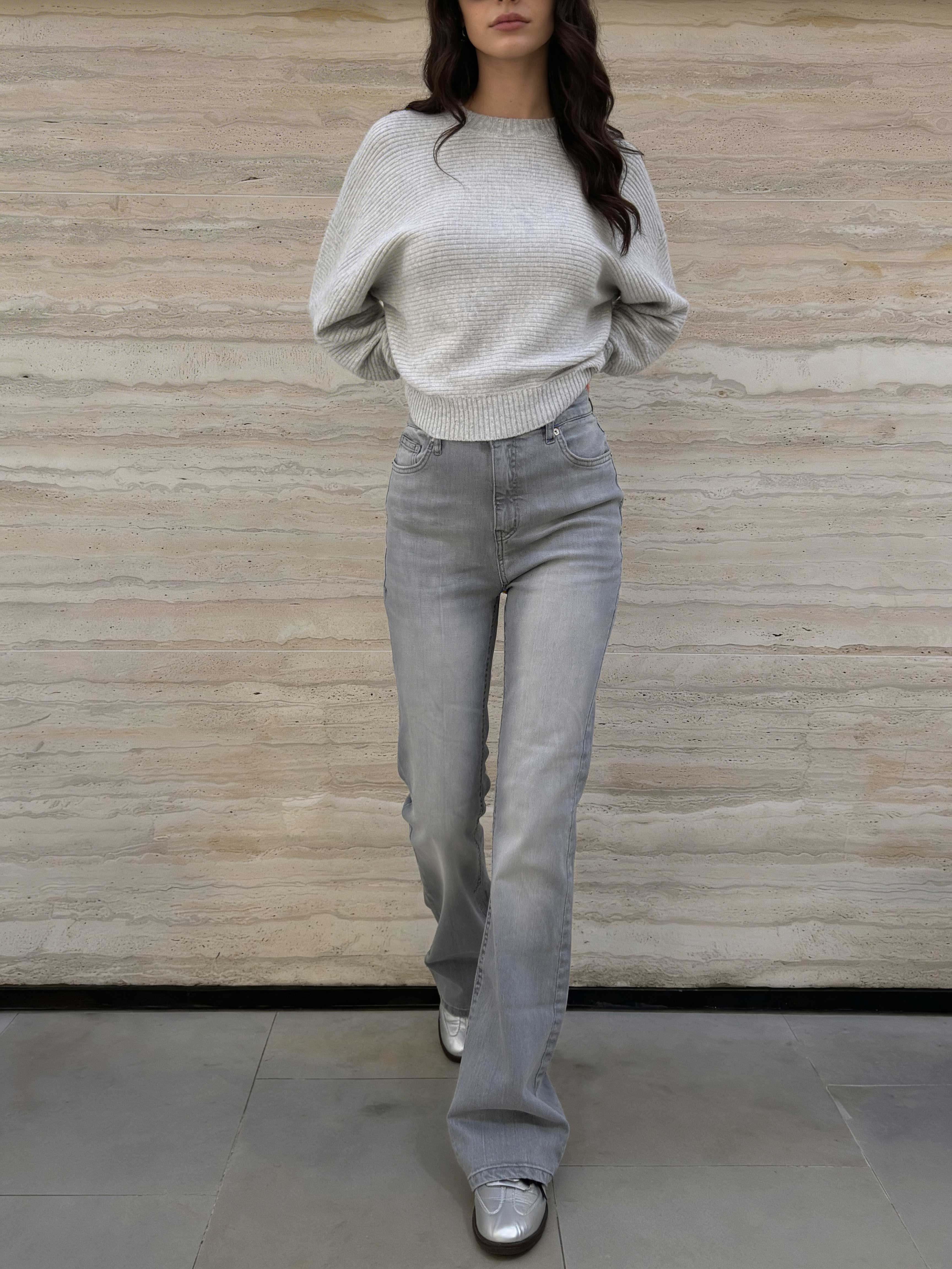 Flare – High-Waist Light Acid Grey Jeans