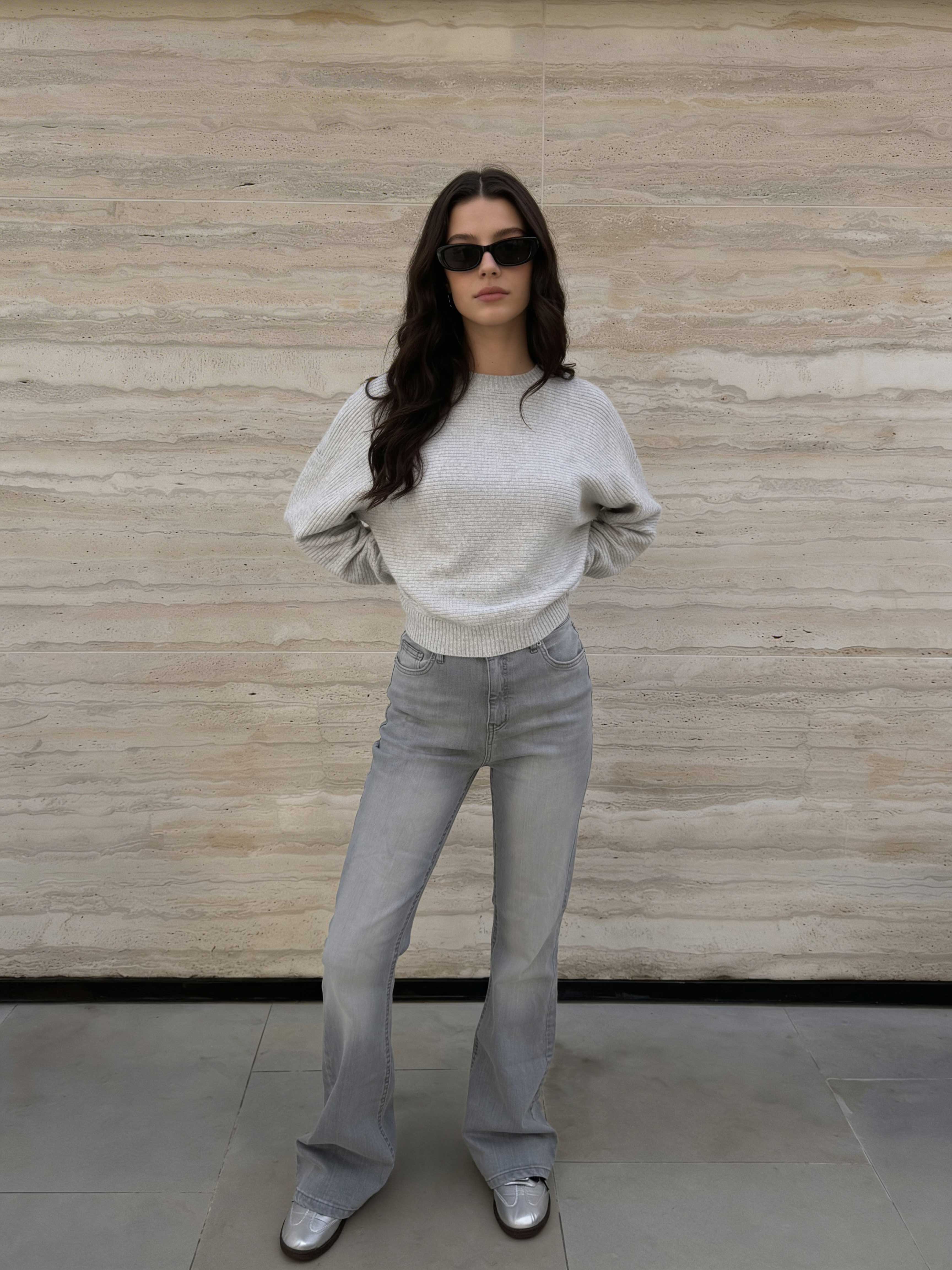 Flare – High-Waist Light Acid Grey Jeans