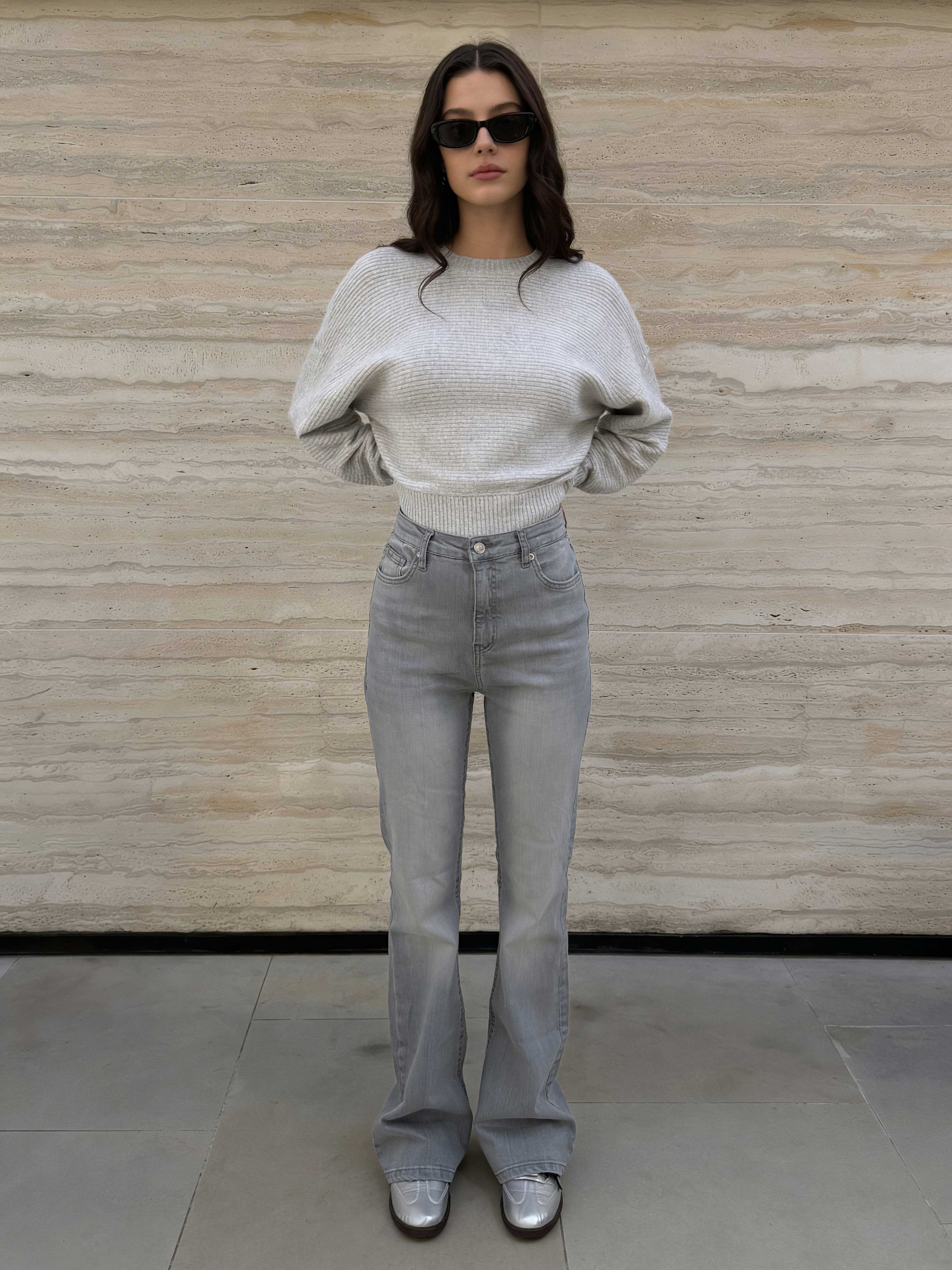 Flare – High-Waist Light Acid Grey Jeans