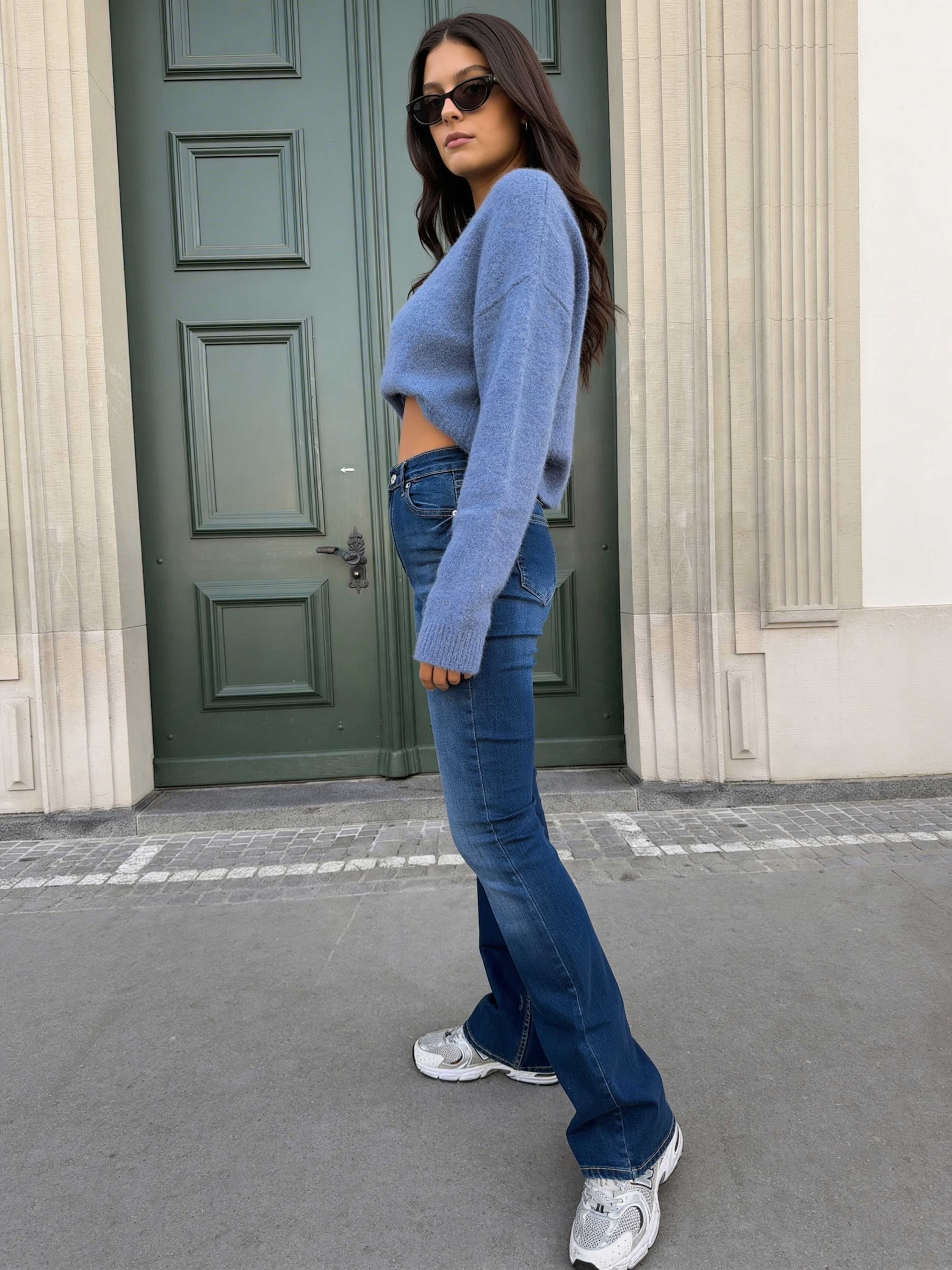 Flare – High-Waist Washed Blue Jeans