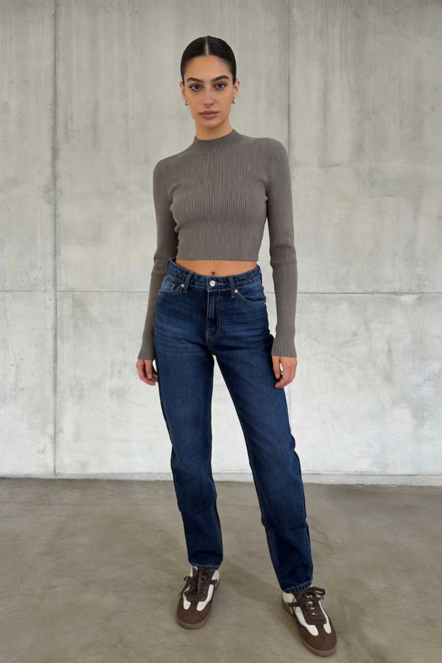 Mom Fit – High-Waist Navy Blue Jeans mom fit CIZARO - Cizaro Jeans