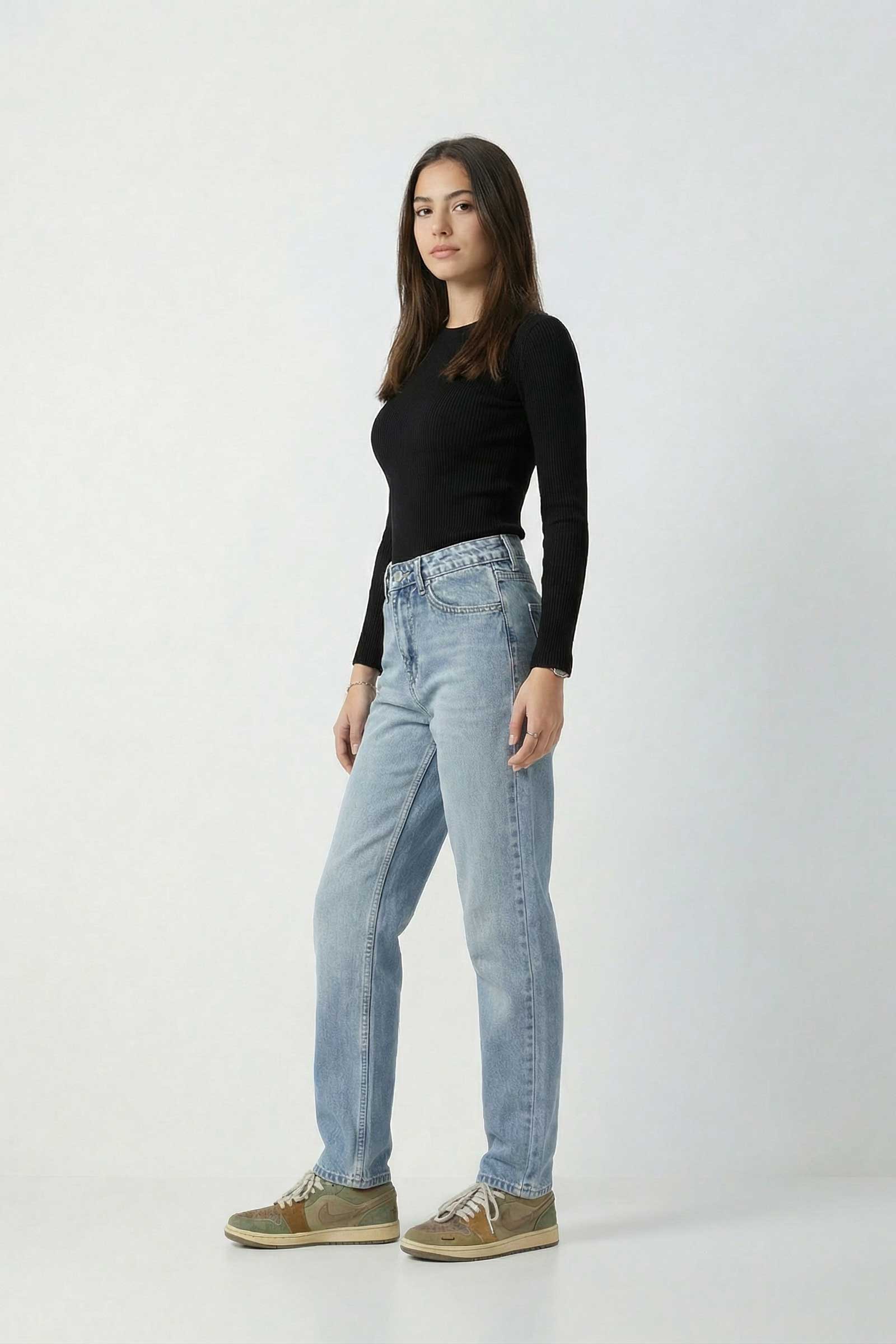 Mom Fit – High-Waist Light Vintage Blue Jeans Mom fit CIZARO - Cizaro Jeans