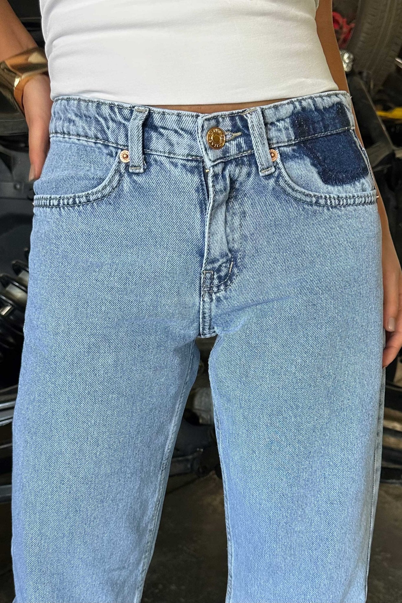 Straight Wide-Leg - Low Waist Light Blue Acid Wash Jeans Wide-Leg CIZARO - Cizaro Jeans
