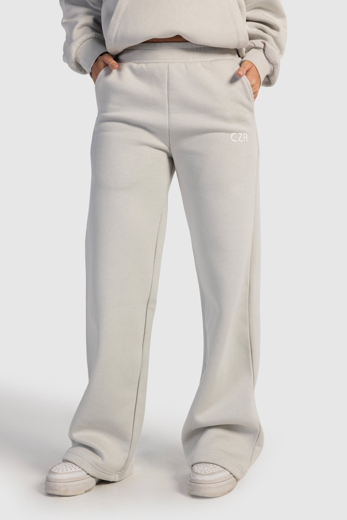Wide-Leg Sweatpants In Light Grey Sweatpants CIZARO - Cizaro Jeans