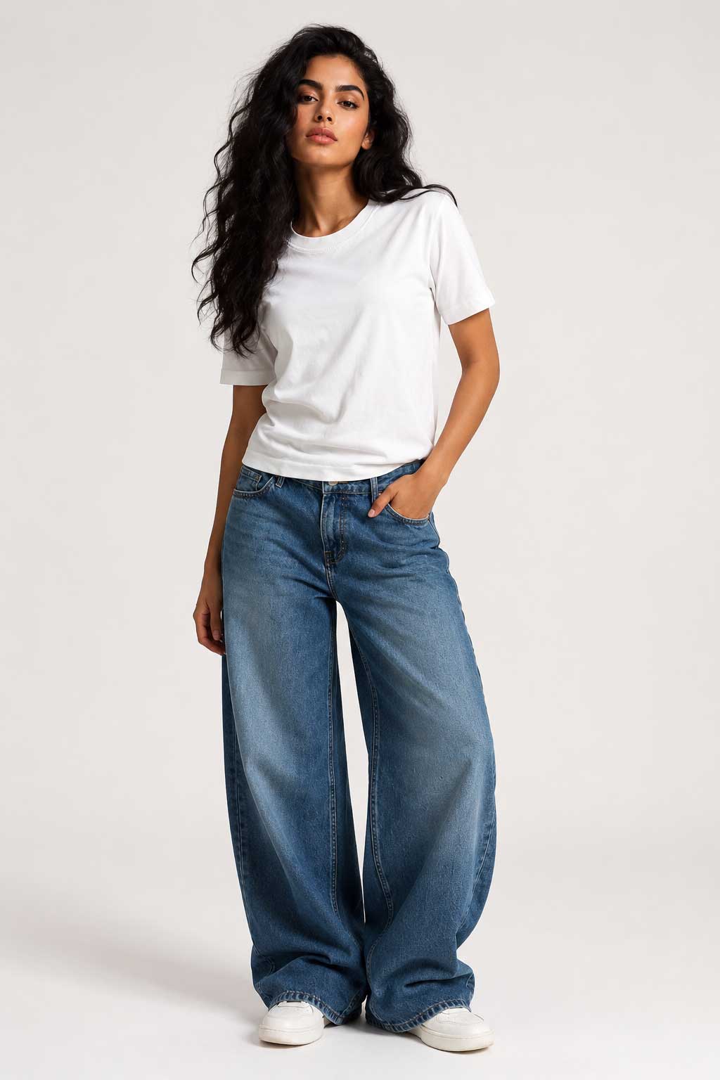 Slim Fit T-Shirt – White T shirt CIZARO - Cizaro Jeans