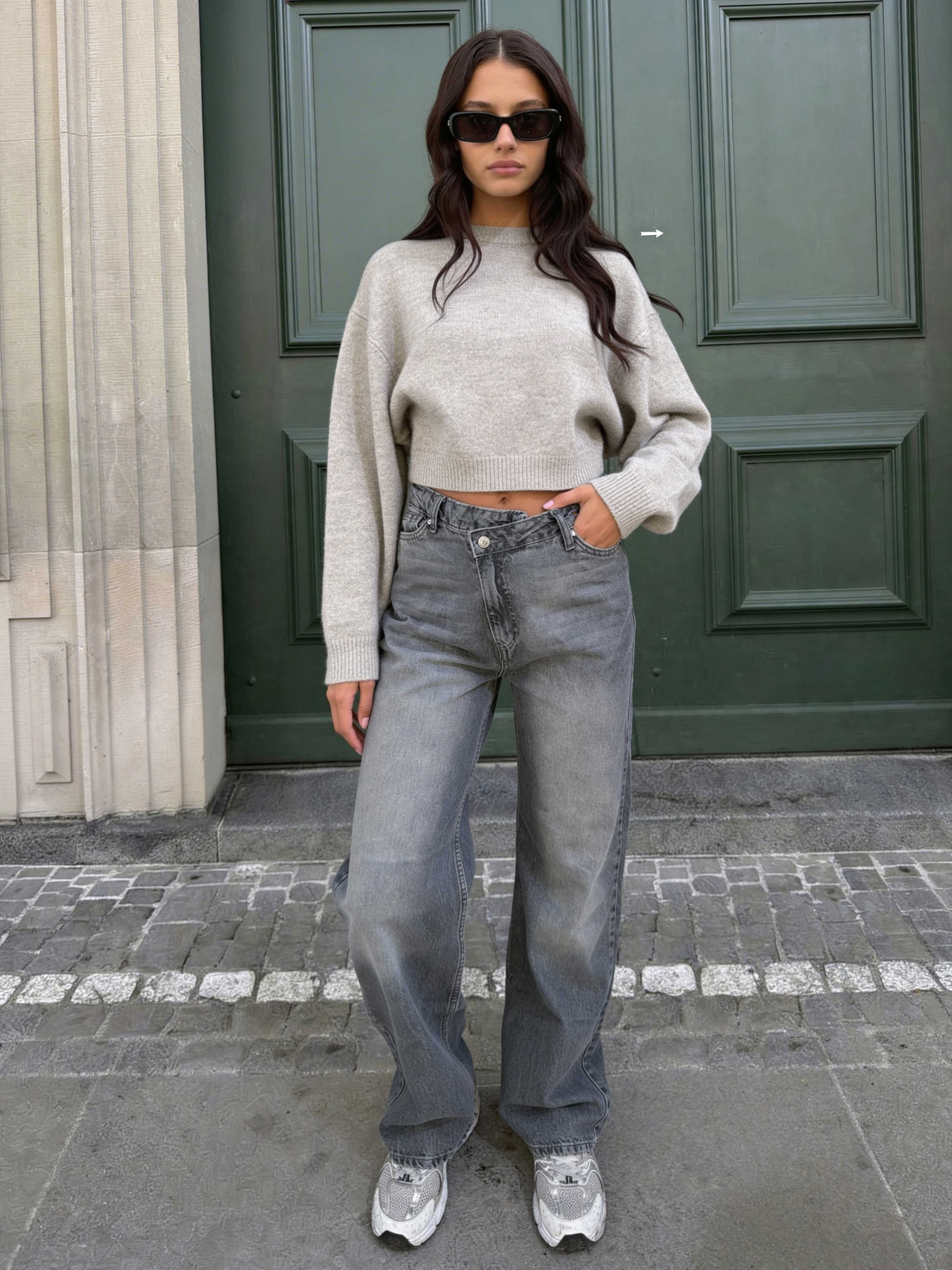 Crossover Wide leg High waist ,
Mid Acid Washed Grey jeans