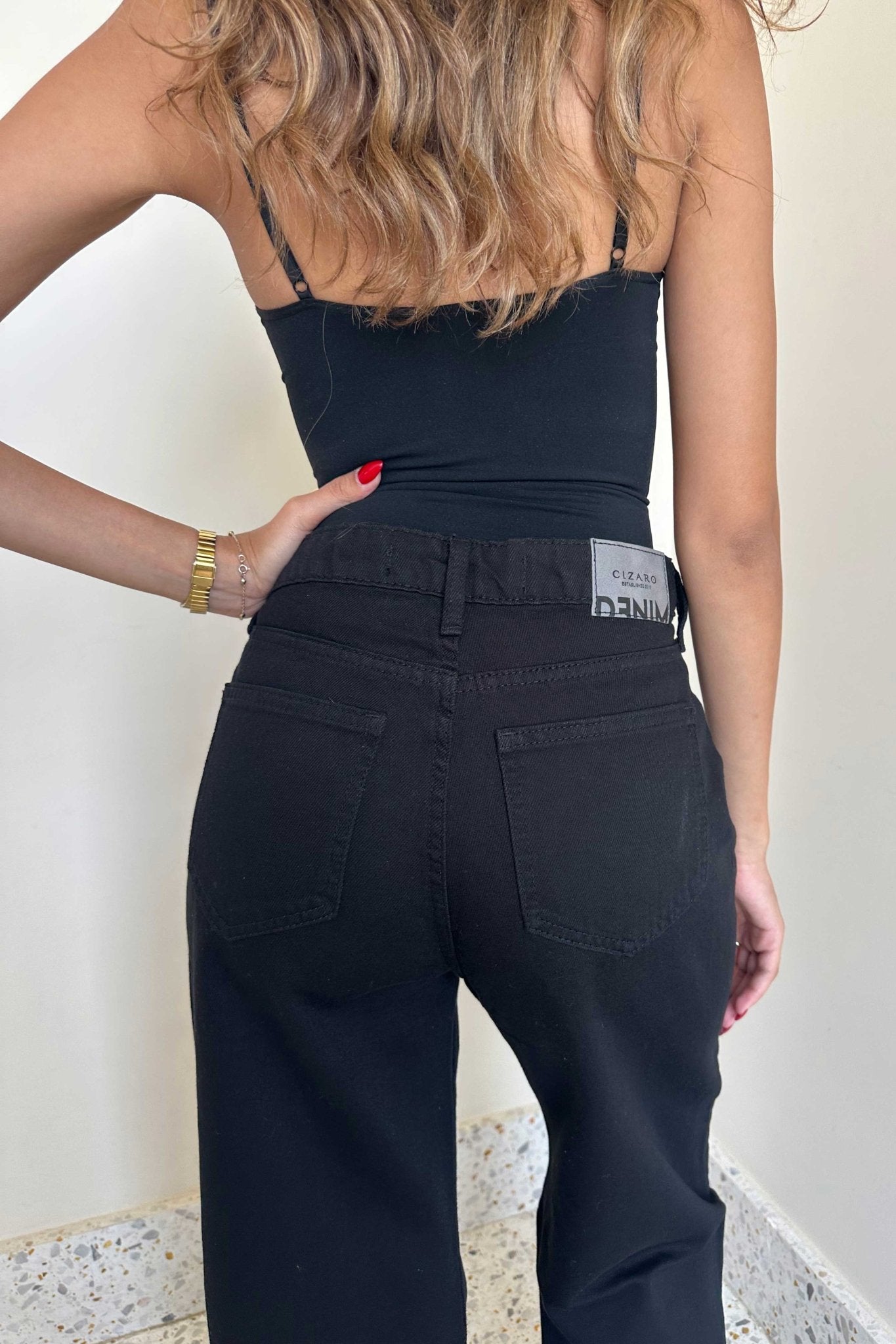 Wide Leg - High-Waist Black. Mom-Fit Cizaro - Cizaro Jeans