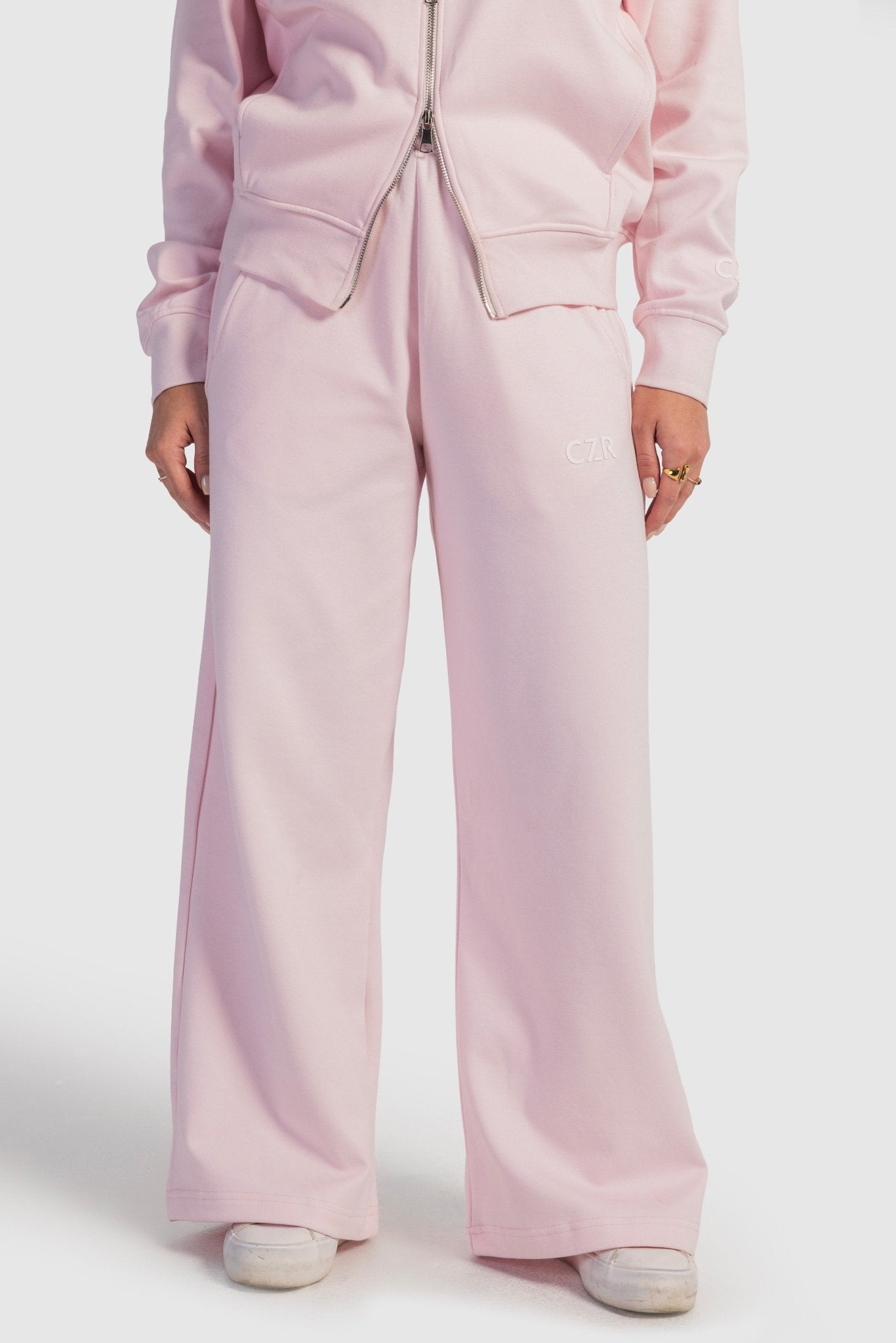 Relaxed Fit Wide-Leg Sweatpants – Blush Pink Sweatpants CIZARO - Cizaro Jeans