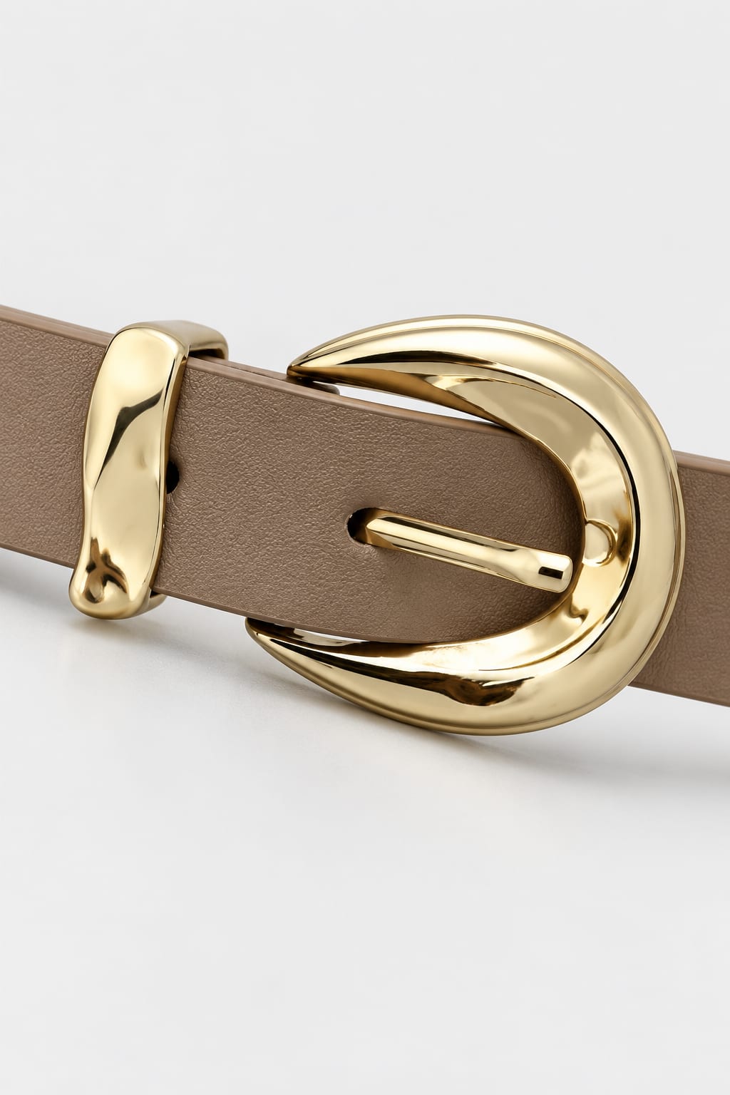 Belt | Beige Sculpted Gold Oval Buckle