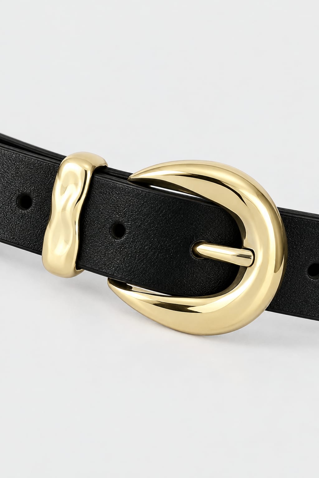 Belt | Black Sculpted Gold Oval Buckle
