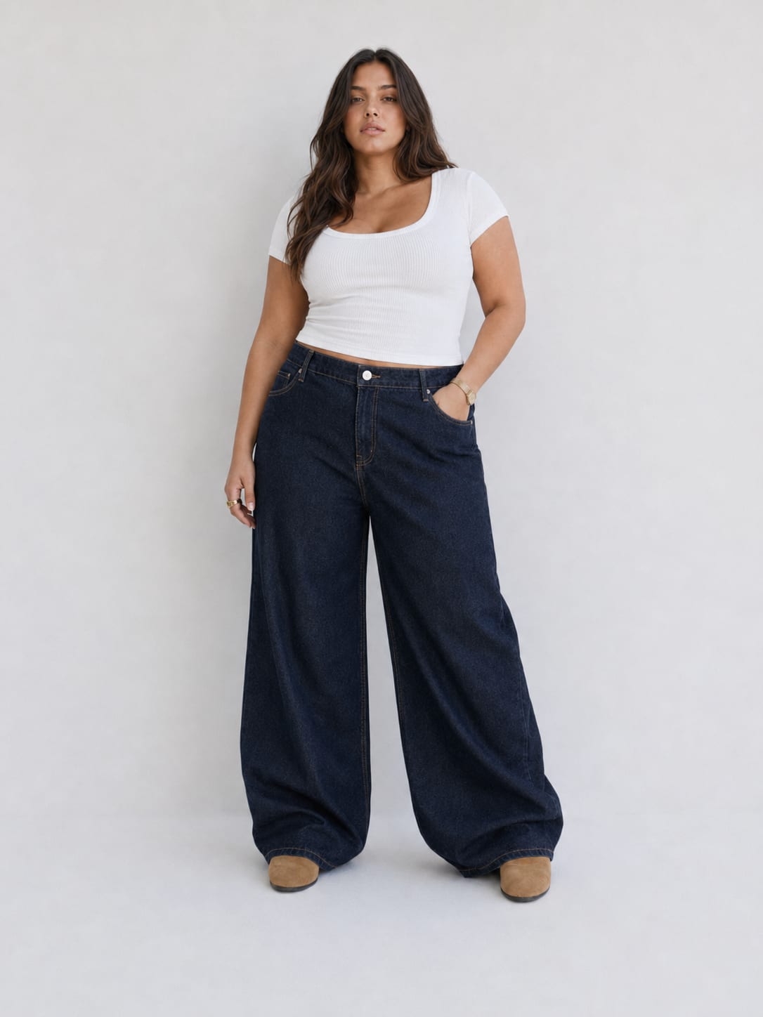 Curvy Baggy – High-Waist Raw Denim Jeans