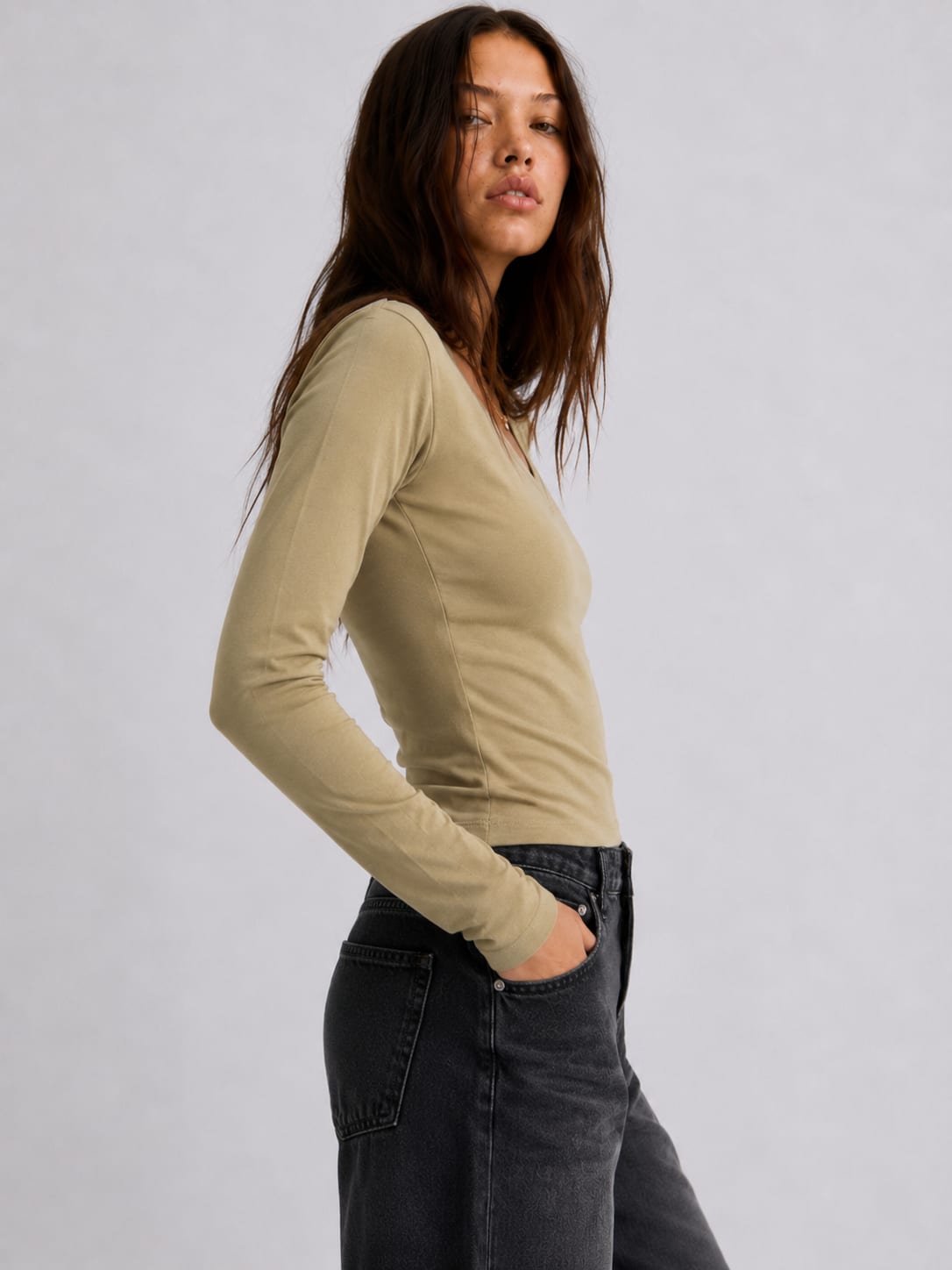 Long sleeve V-Neck Basic Top – Café