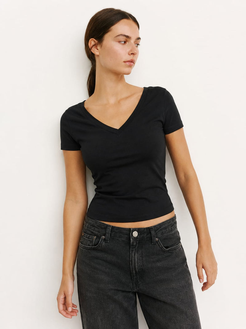 V-Neck Basic Top – Black Basic Top CIZARO - Cizaro Jeans