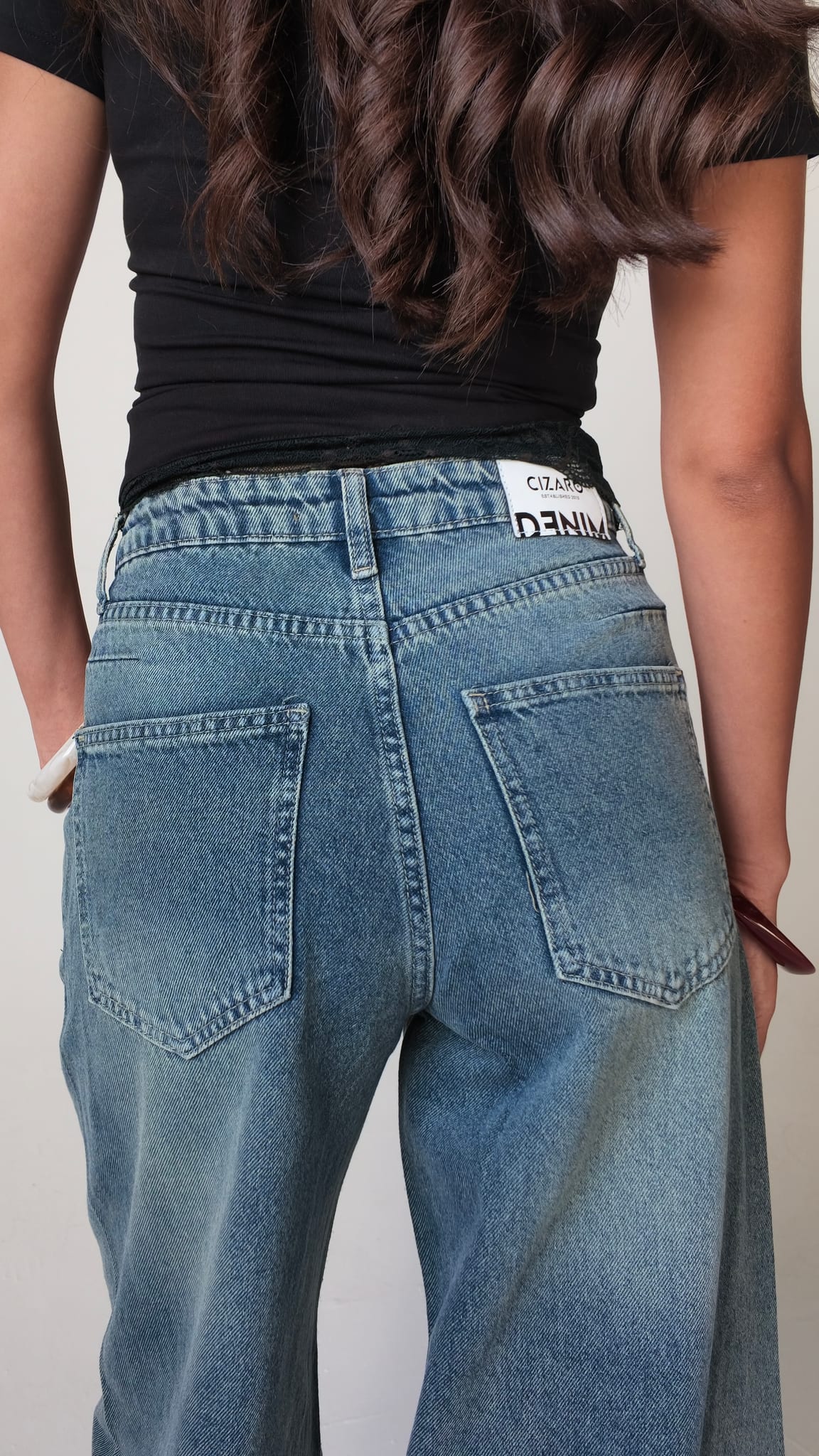 Extreme Wide-Leg High-Waist Light Vintage Blue Jeans