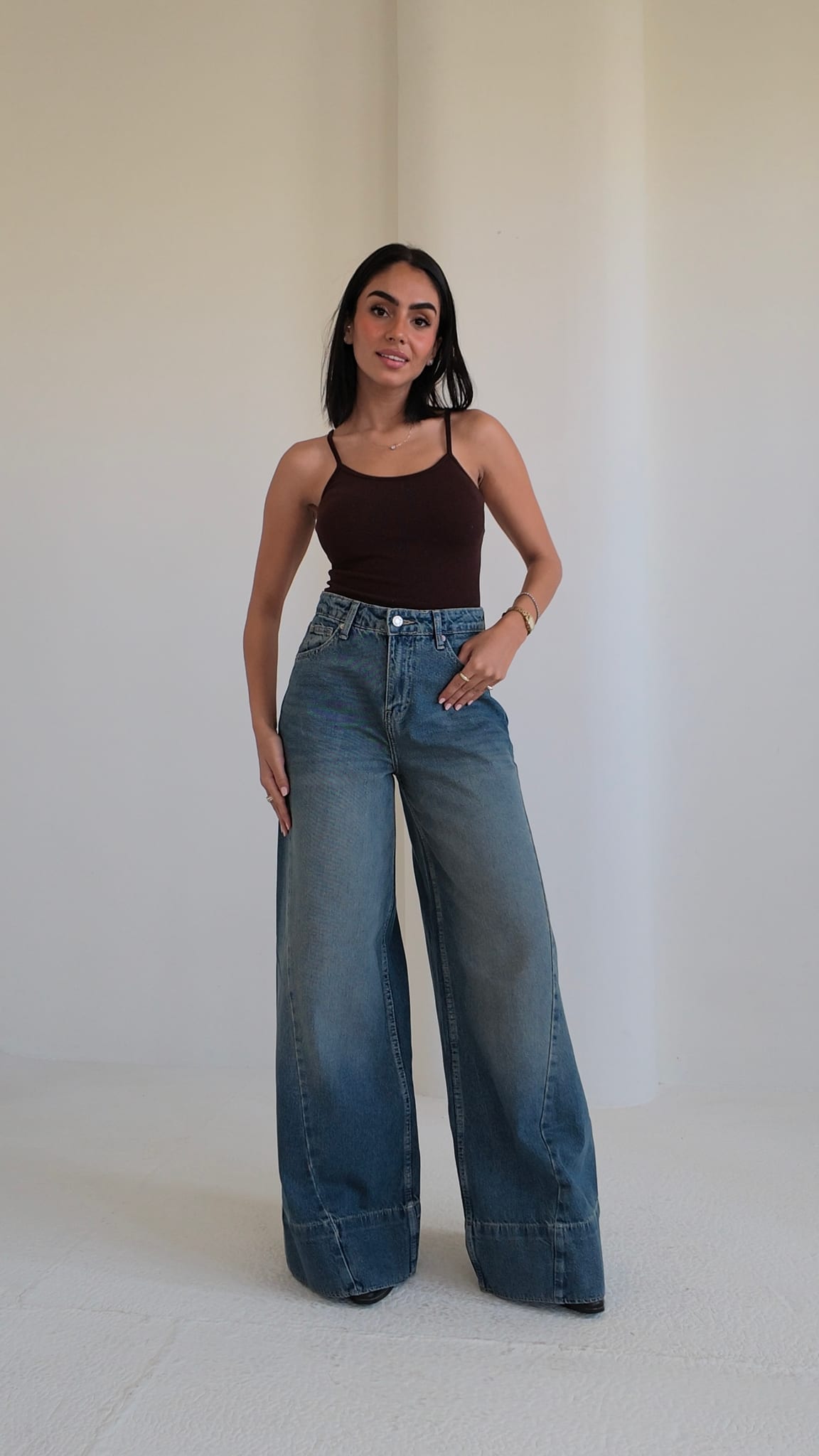 Extreme Wide Leg High-Waist Mid Vintage Blue Jeans