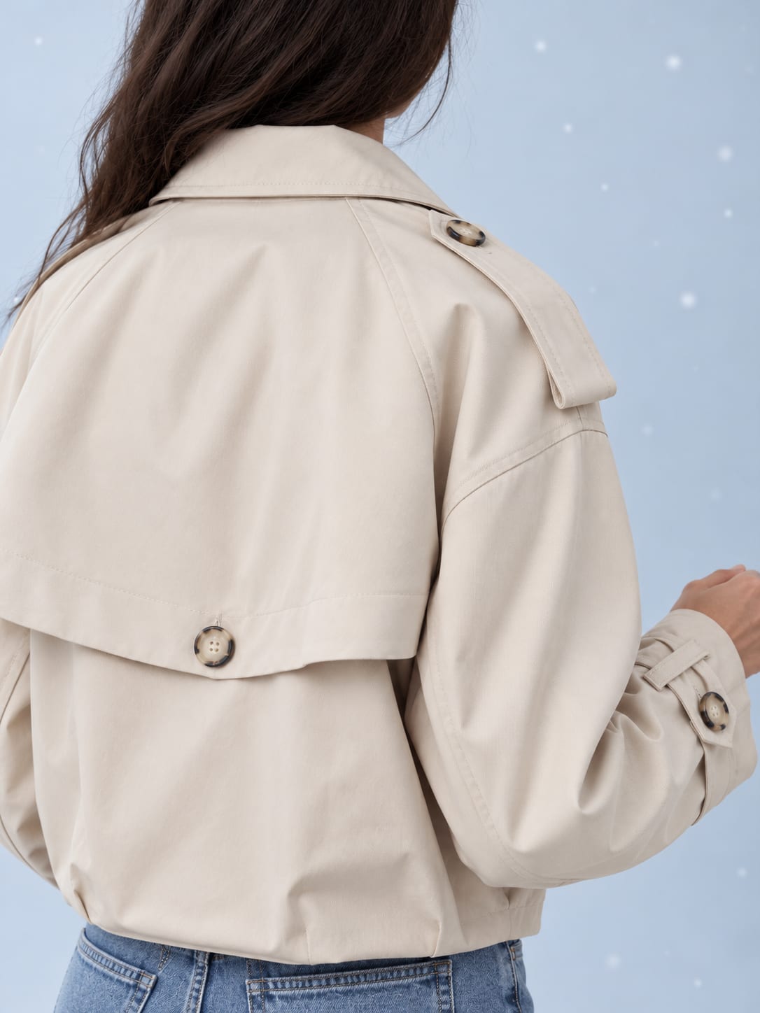 Pleated Cropped Trench Coat – Soft Sand