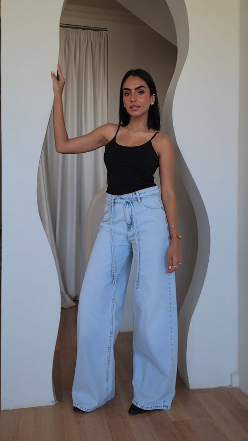 Super Baggy – High Waist Tie-Belt Powder Blue Jeans