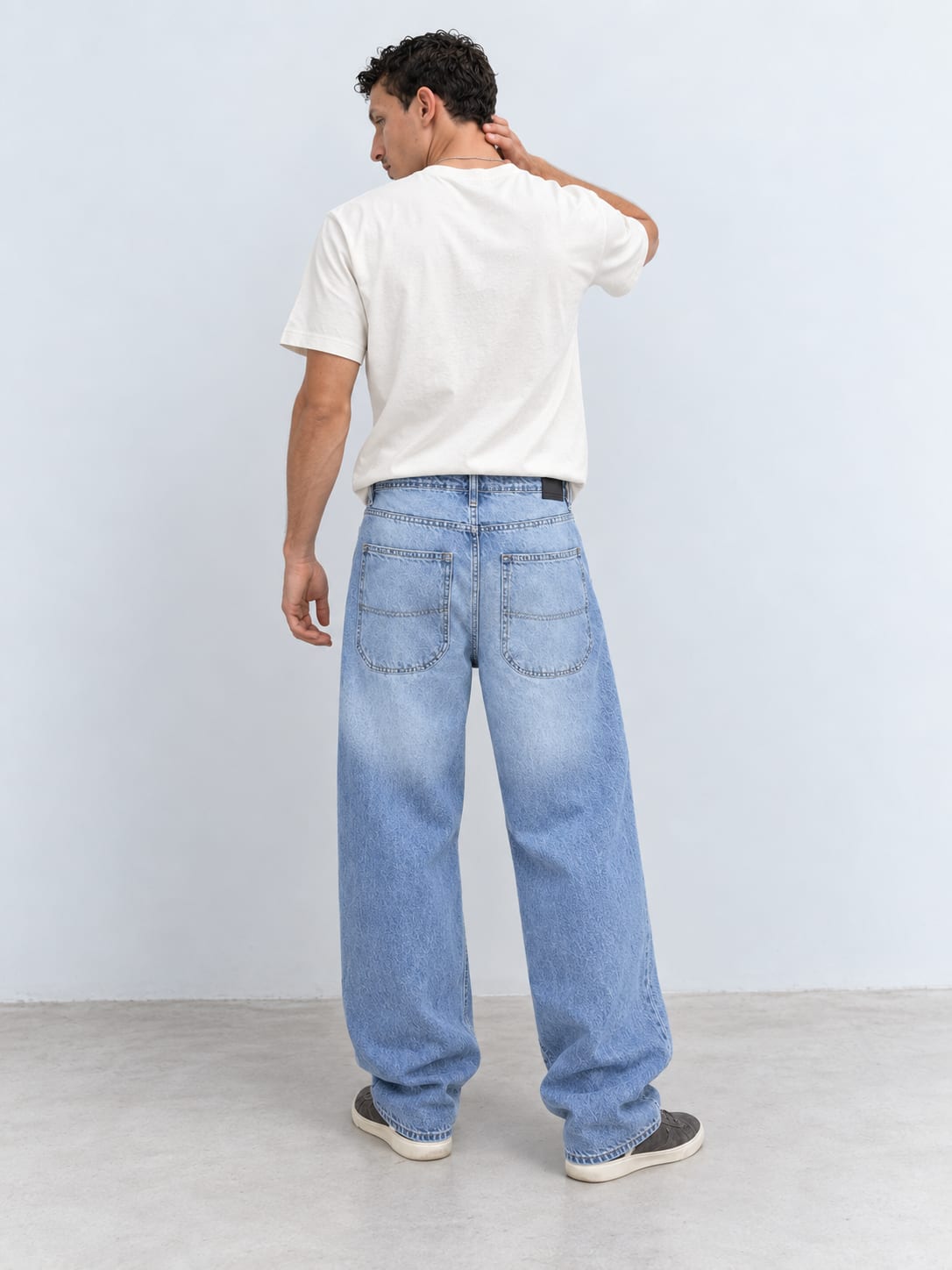 Skater – Mid Washed Blue Jeans